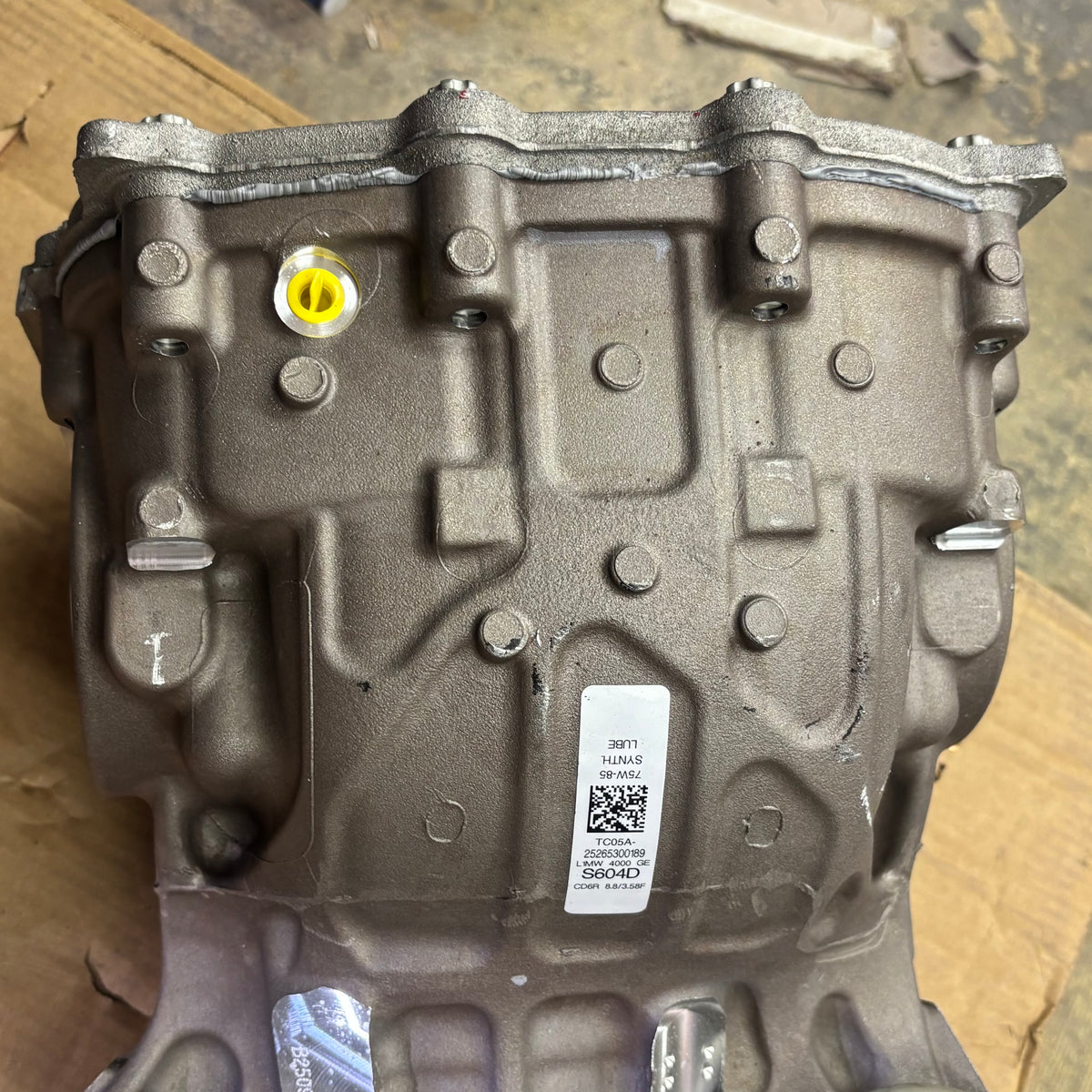 GENUINE FORD REAR DIFFERENTIAL 20-24 EXPLORER L1MW 4000 GE