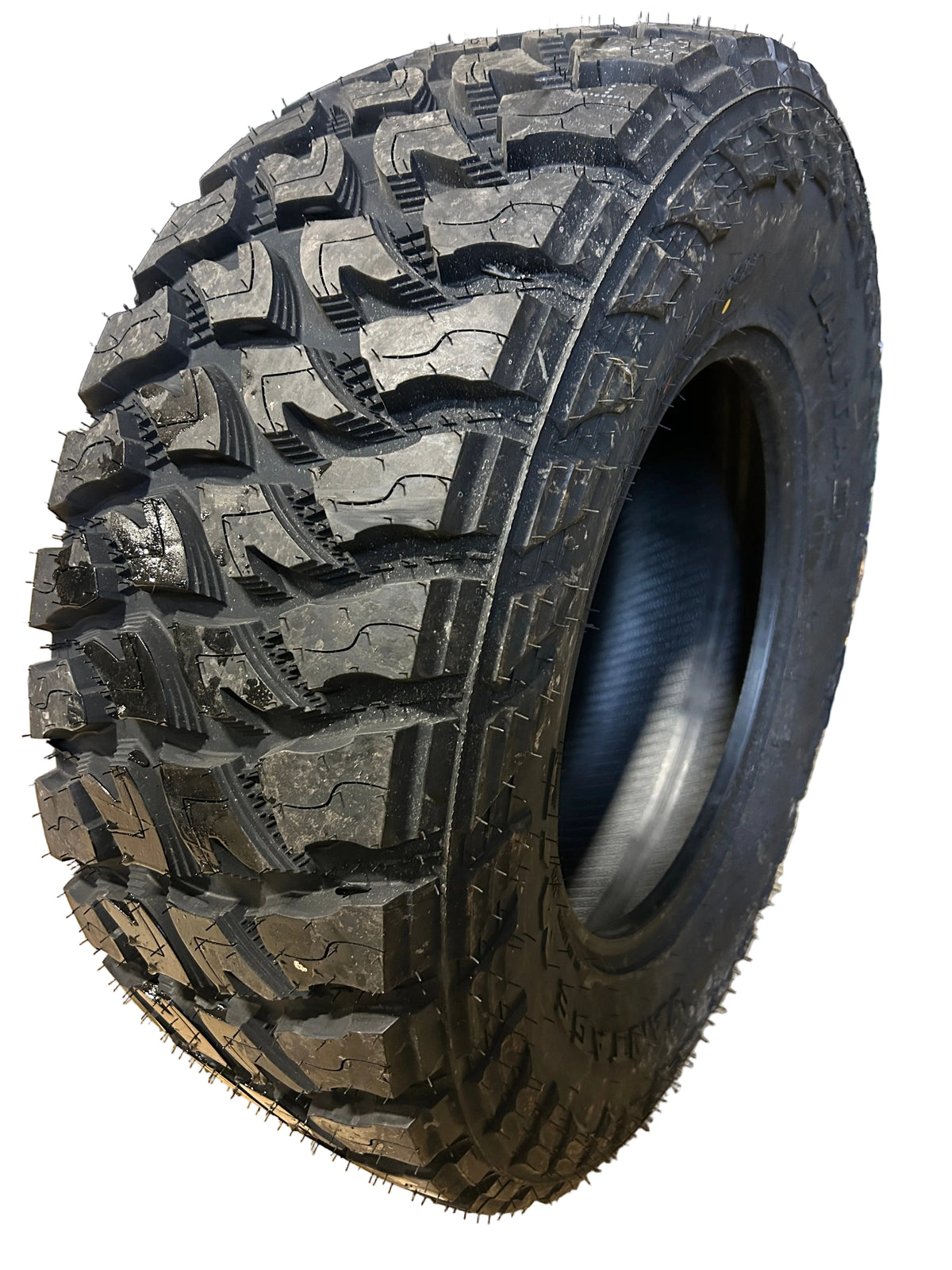 VANTAGE M/T BSW LT 35 12.5 18 123Q 10PLY MUD TIRE VT22425