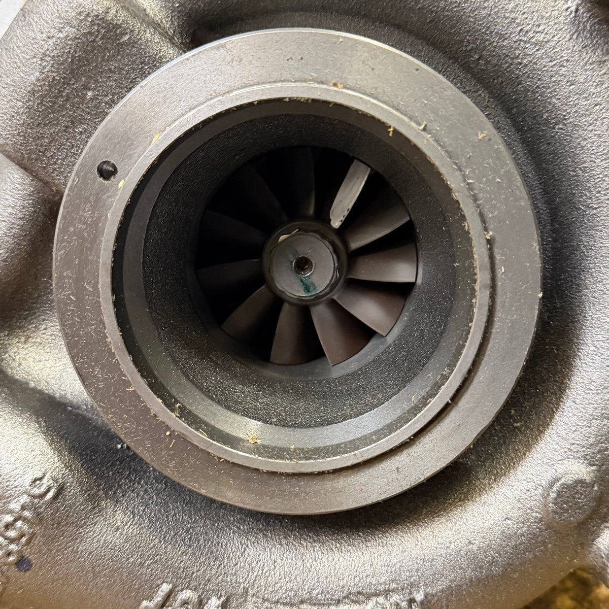 GENUINE HOLSET PACCAR MX-13 TURBOCHARGER 6456682