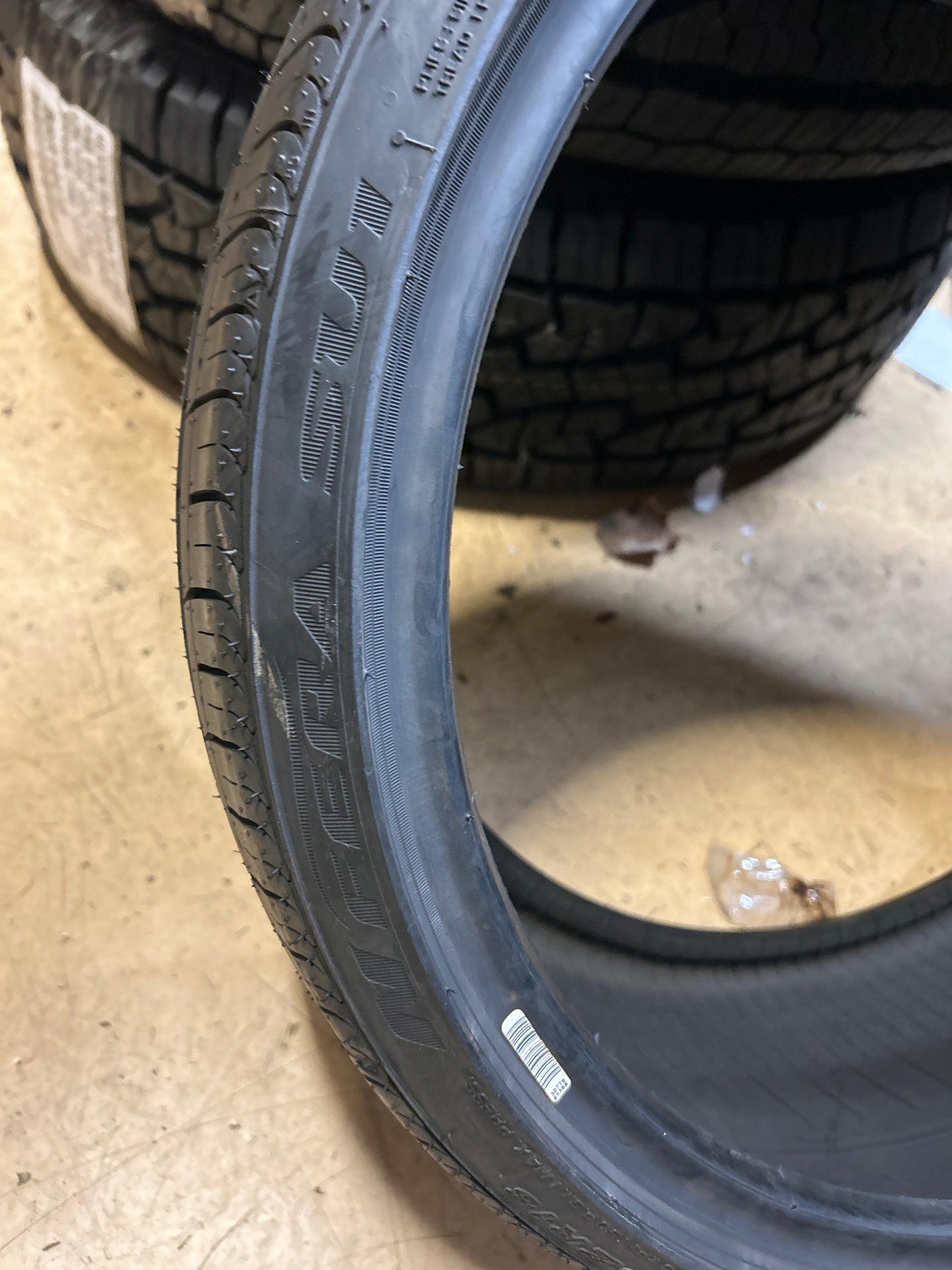 NOS 2 NEXEN NFERA SU1 BSW P 215 35 18 84Y XL UHP TIRE 12348NXK