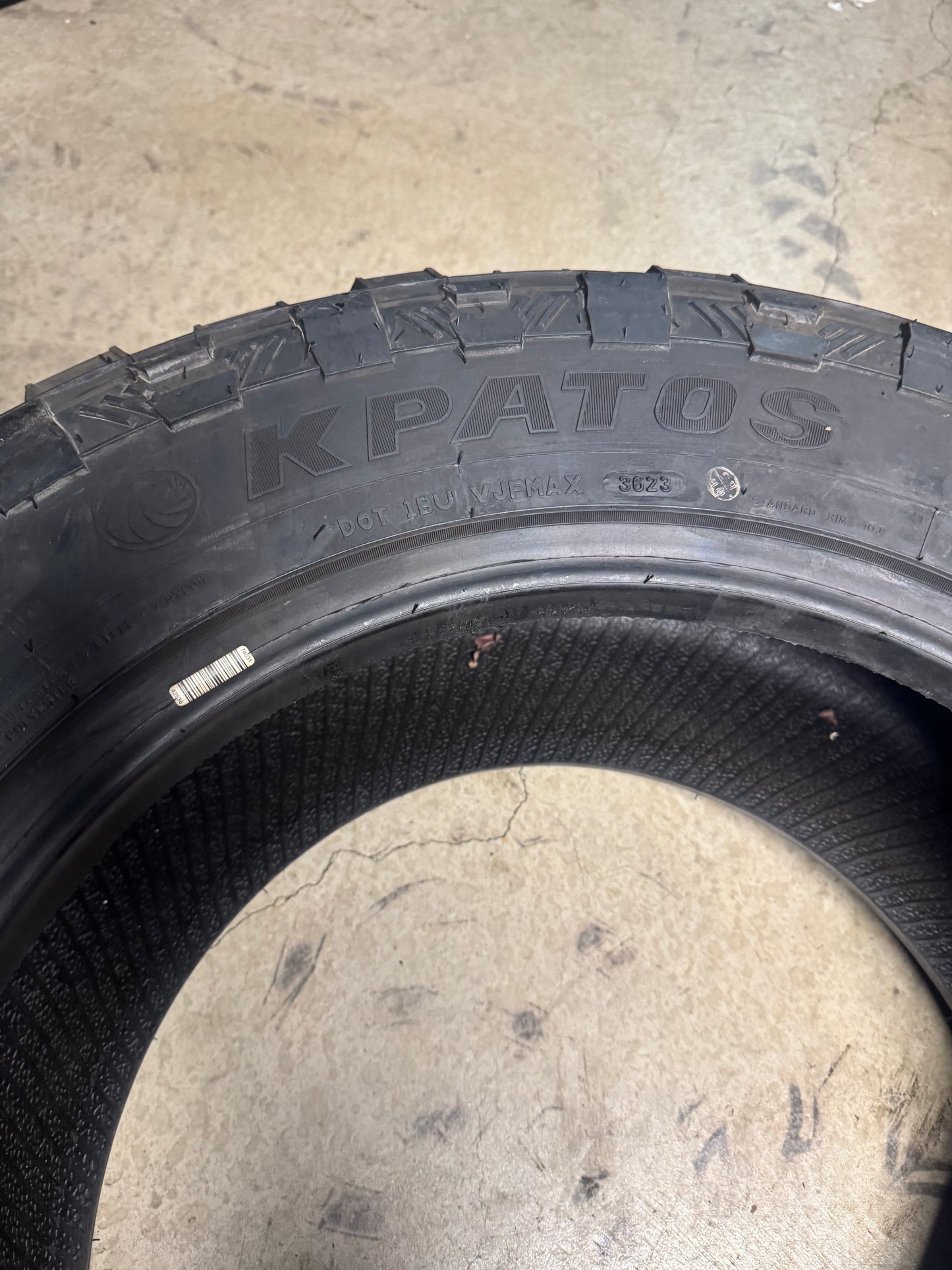 KPATOS FM523 M/T BSW LT 33 12.5 18 118Q 10PLY MUD TERRAIN TIRE 0305H