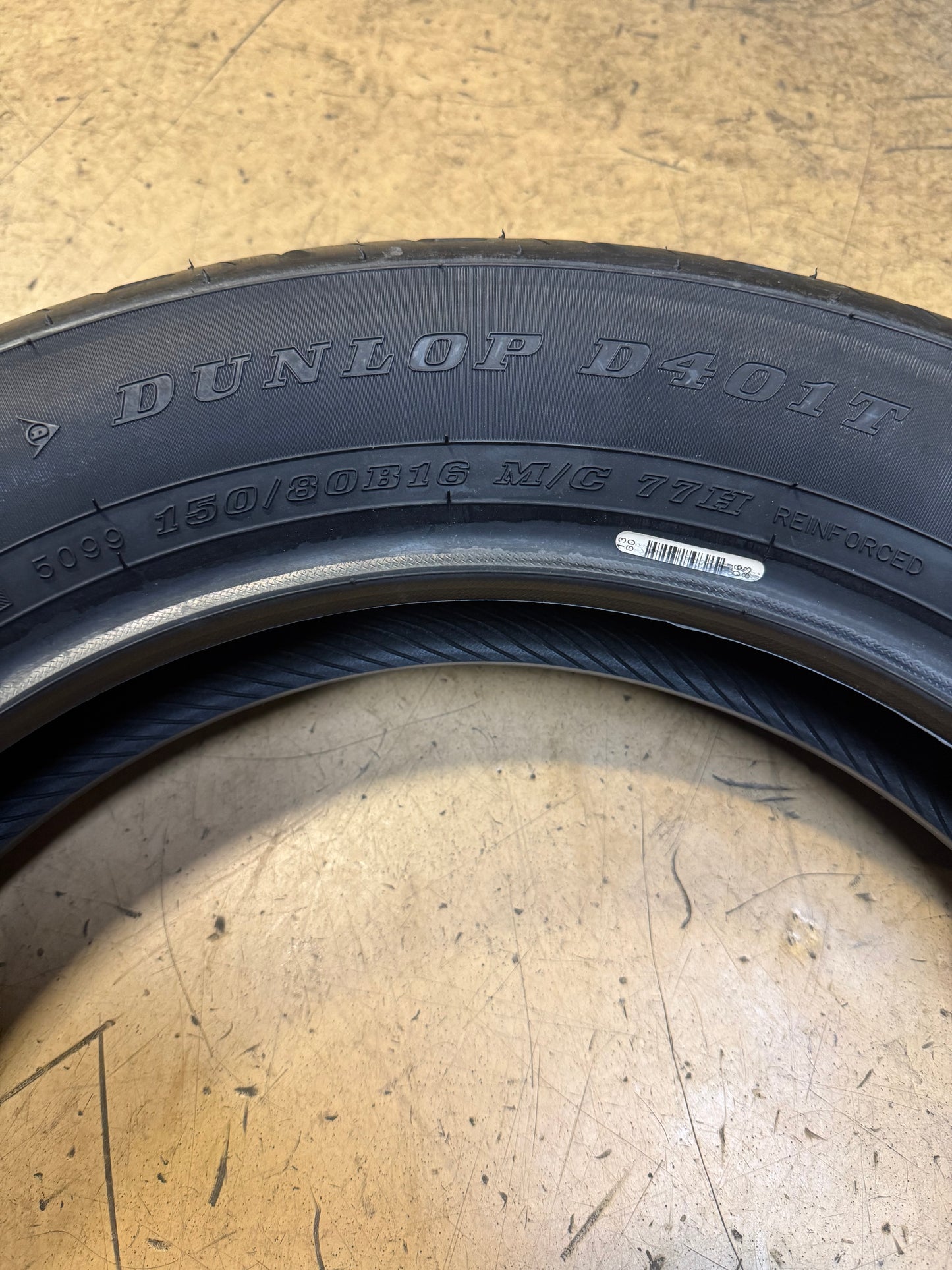 DUNLOP D401T BSW  150 80 16 77H REAR MOTORCYCLE TIRE 45064088