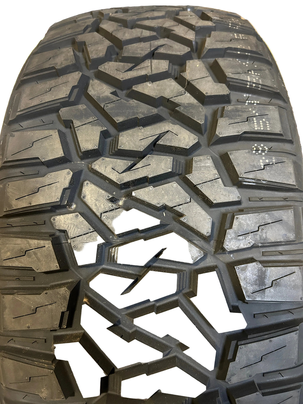 SUMMIT TRAIL CLIMBER RT BSW P 285 45 22 114Q XL RUGGED TIRE 1600703