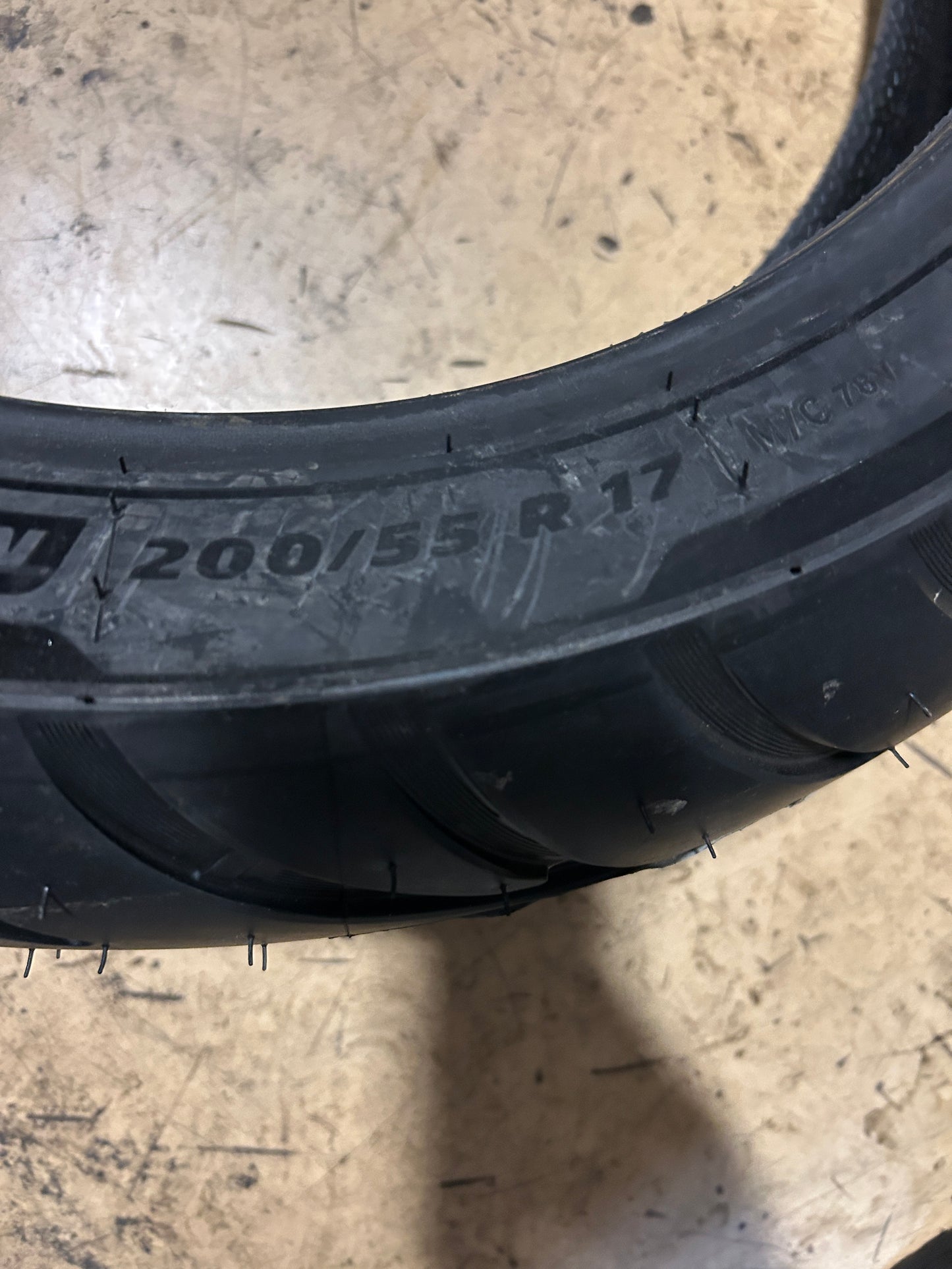 MICHELIN COMMANDER III CRUISER BSW 200 55 17 78V REAR MOTORCYCLE TIRE 23119