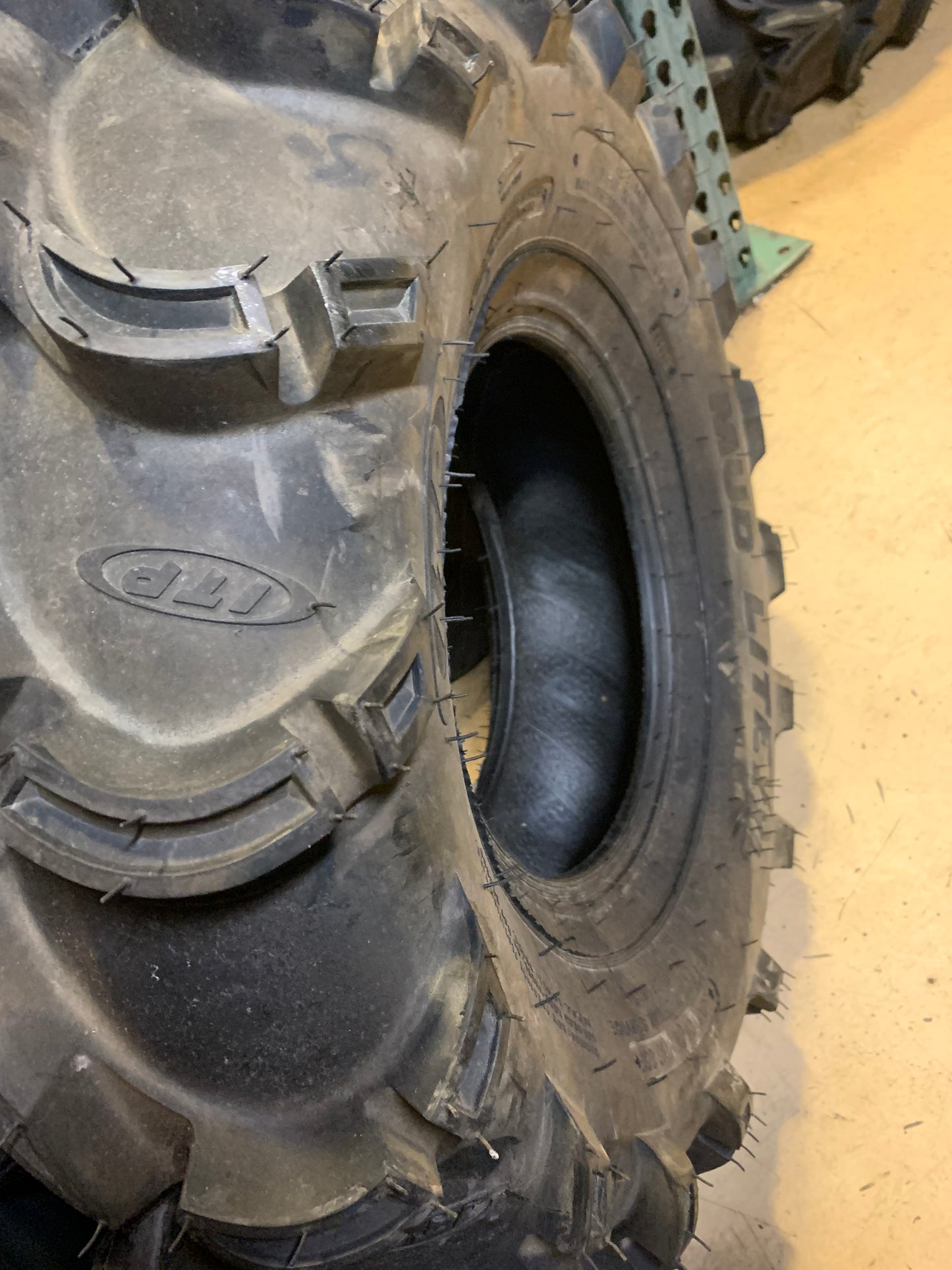 NOS ITP MUD LITE XXL BSW  30 10 12 86F 6PLY ATV/UTV TIRE 560401