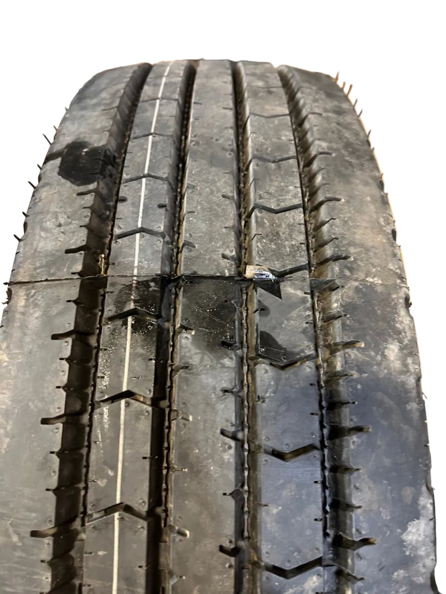 WESTLAKE CR960A BSW 235 75 17.5 143/141L 18PLY SEMI TIRE W/ WHEEL 1347777