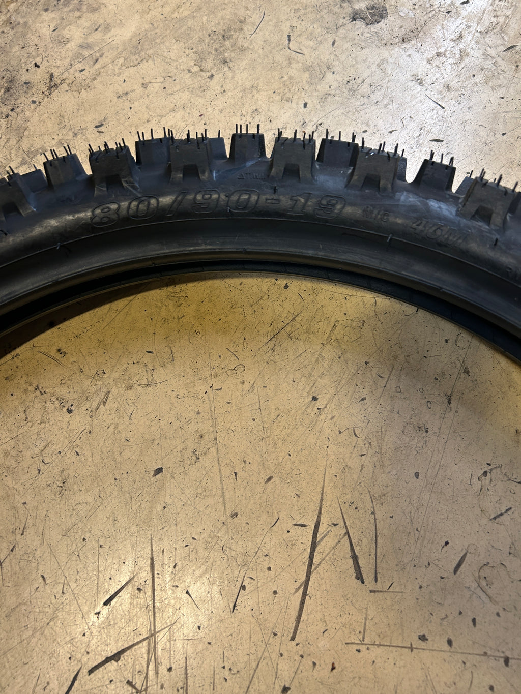TUSK GROUND WIRE BSW  80 90 19 46M REAR E-MOTORCYCLE TIRE 2136120002