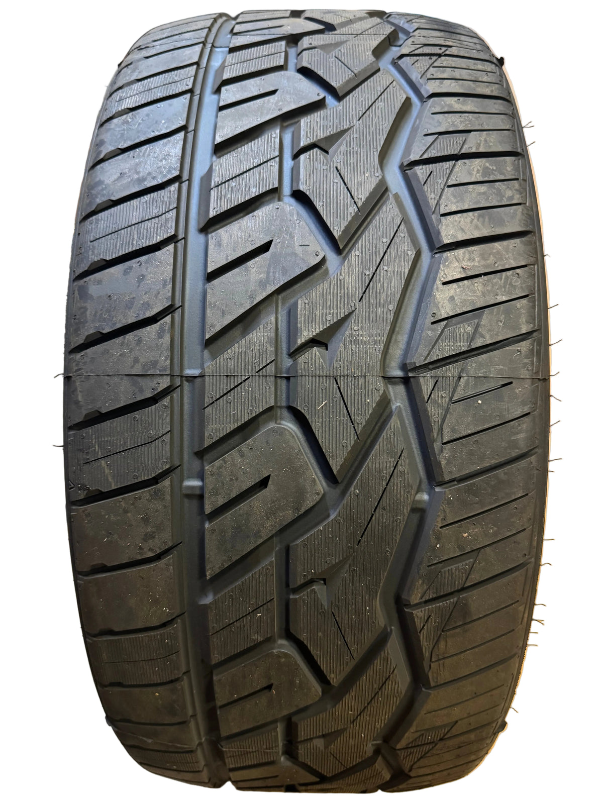 NITTO NT420V BSW P 285 35 22 106W XL ALL SEASON TIRE 206760