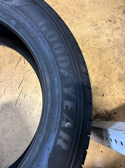 GOODYEAR RELIANT ALL-SEASON BSW P 255 55 20 110V TIRE 682094597