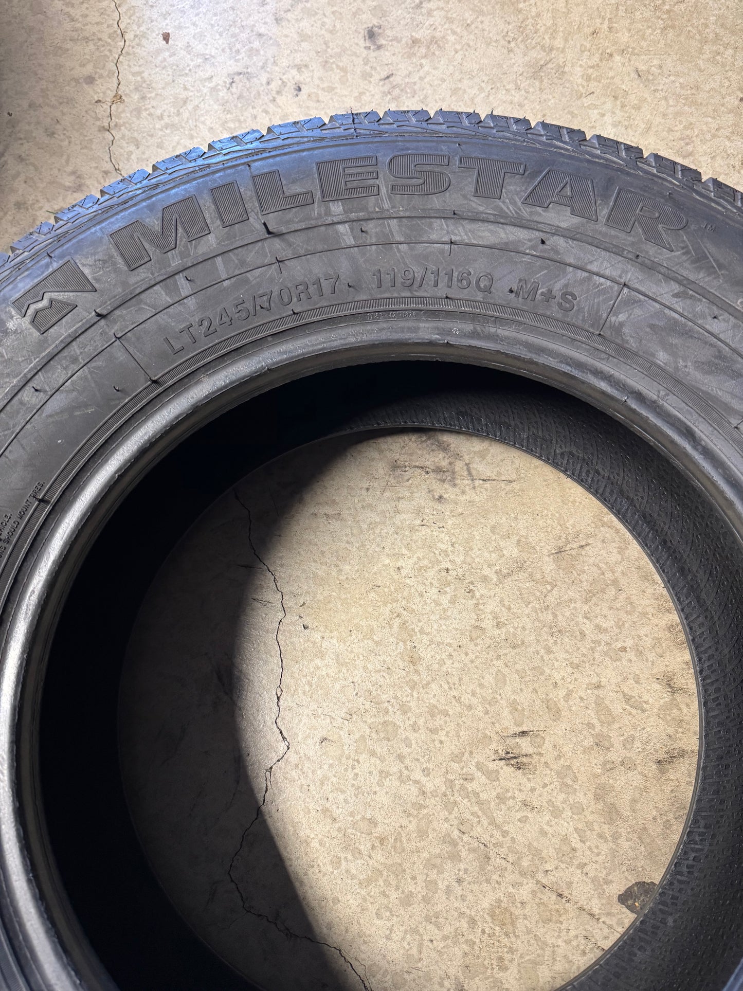 NOS MILESTAR PATAGONIA H/T BSW LT 245 70 17 119/116Q 10PLY HIGHWAT TERRAIN TIRE 22269016