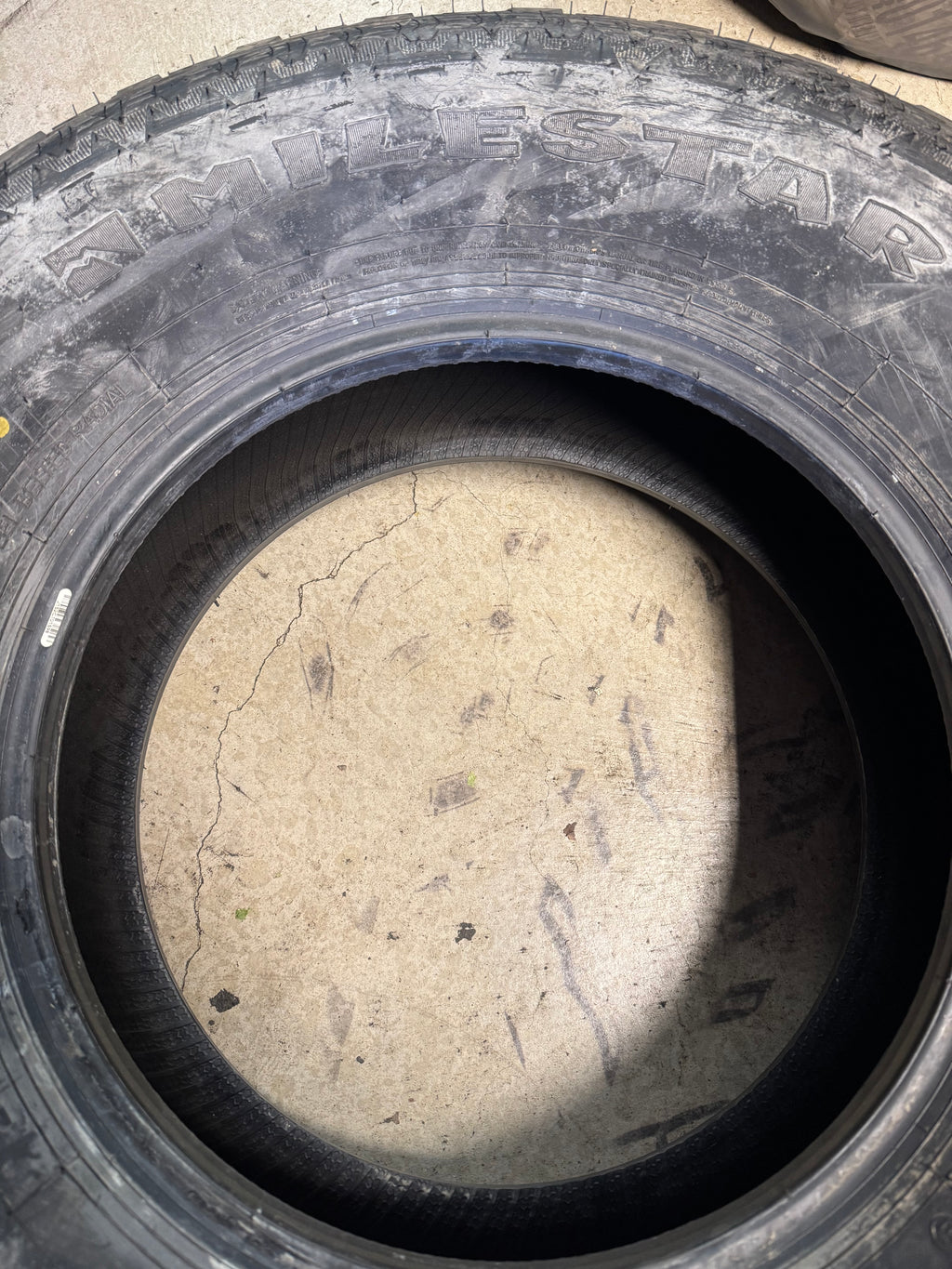NOS MILESTAR PATAGONIA A/TR BSW P 285 70 17 117T ALL TERRAIN TIRE 24695003