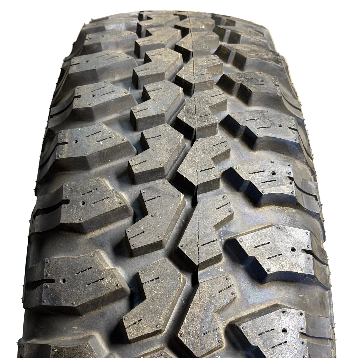 NOS MAXXIS BIGHORN MT762 BSW LT 295 70 18 129/126P LRE 10 PLY MUD TIRE ETL00064100