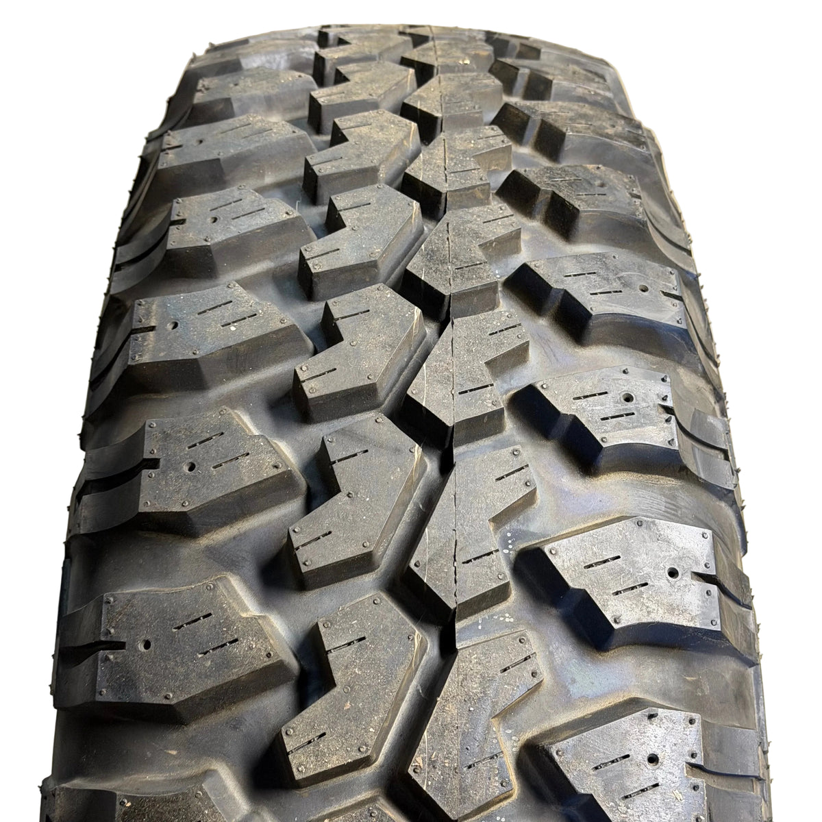 NOS MAXXIS BIGHORN MT762 BSW LT 295 70 18 129/126P LRE 10 PLY MUD TIRE ETL00064100