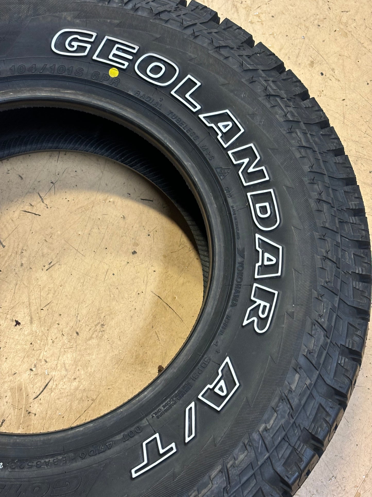 YOKOHAMA GEOLANDAR A/T G015 RWL LT 235 75 15 104/101S LRC 6PLY ALL TERRAIN TIRE 110101510