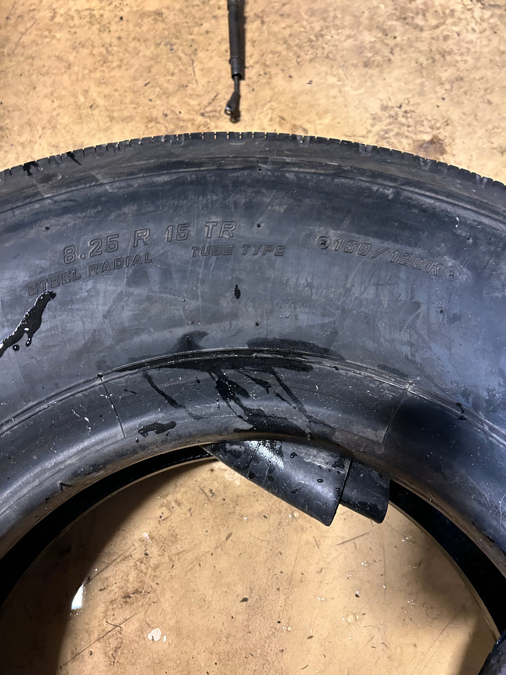 SUMITOMO ST727 BSW 8.25 15 130/128K TRAILER TIRE 5530504