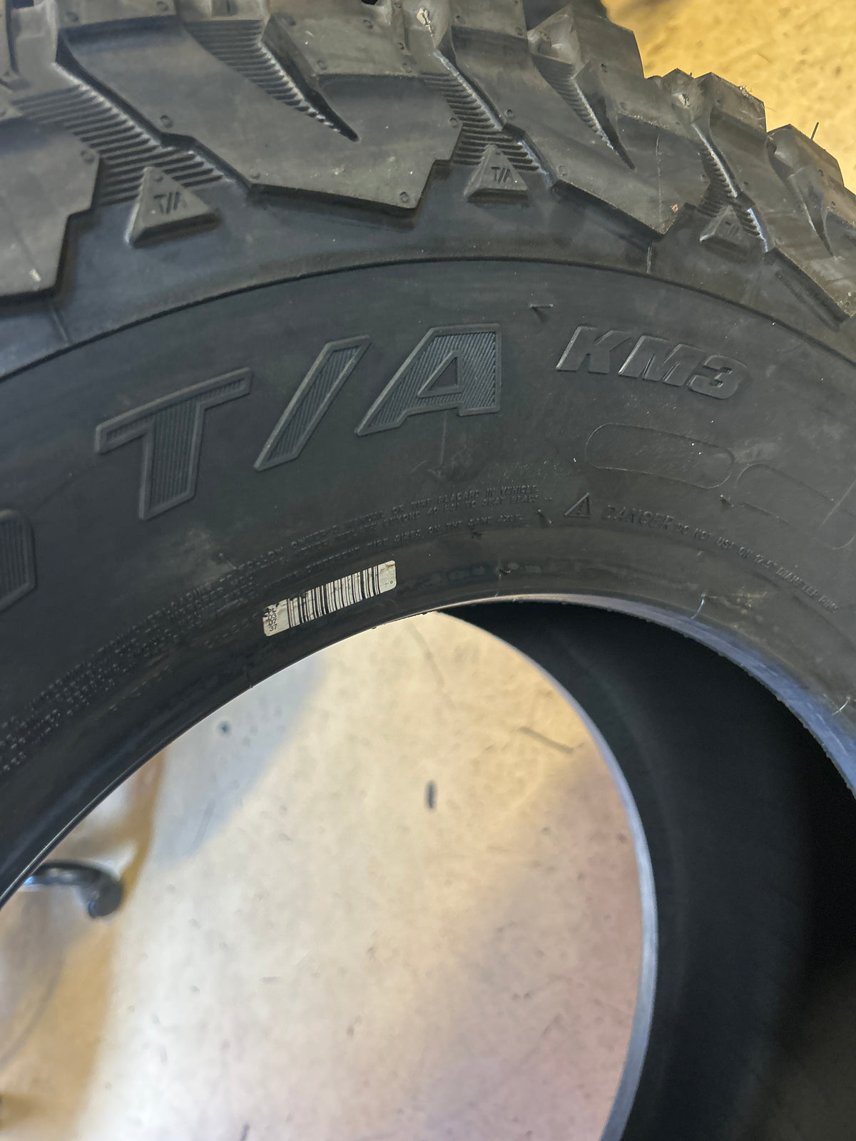 [KSL ONLY] 2 BFGOODRICH MUD TERRAIN T/A KM3 BSW LT 295 70 17 121/118Q 10PLY MUD TIRE 15052