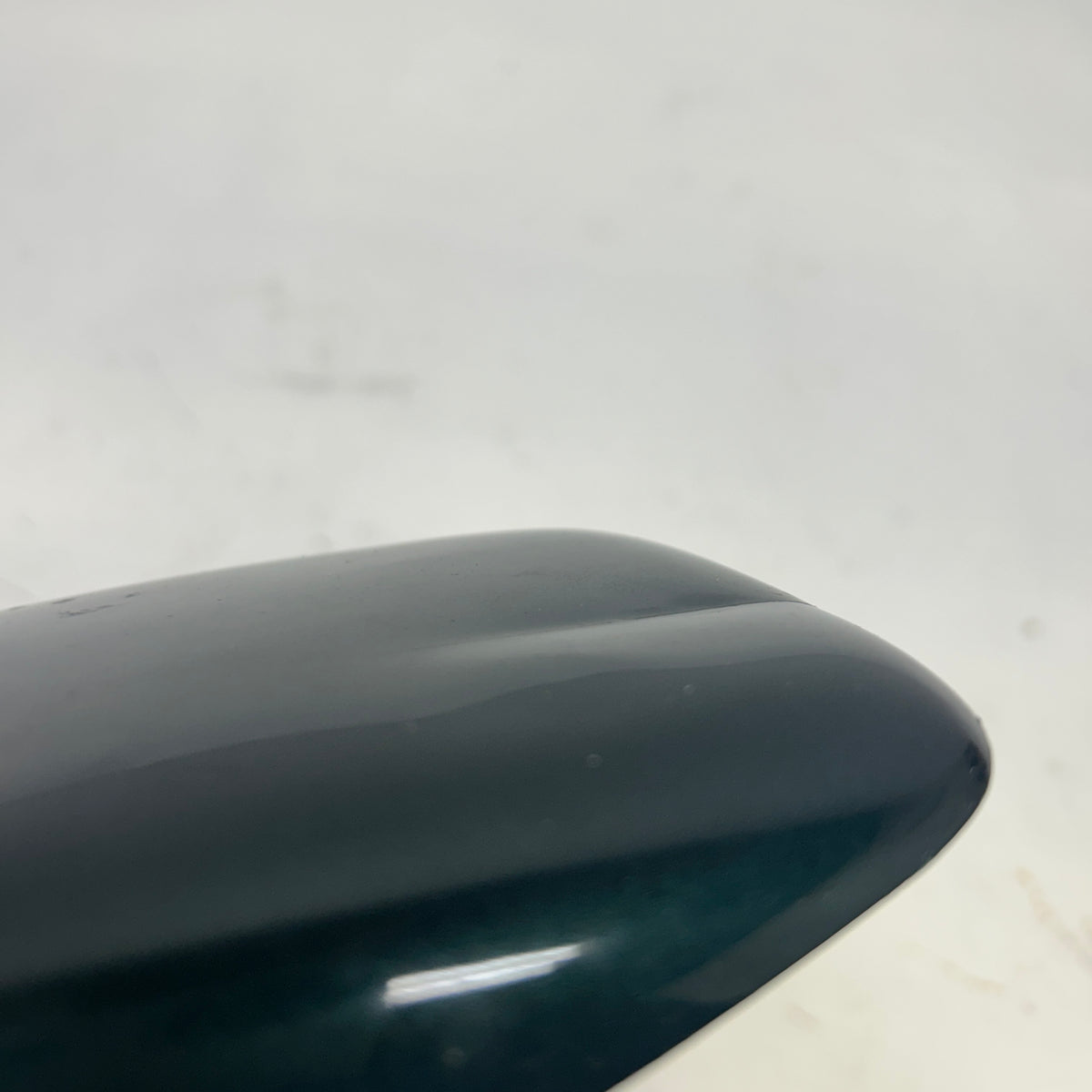 PORSCHE DOOR MIRROR HOUSING LEFT SIDE CONTAINS SOME SLIGHT DAMAGE  91173102603