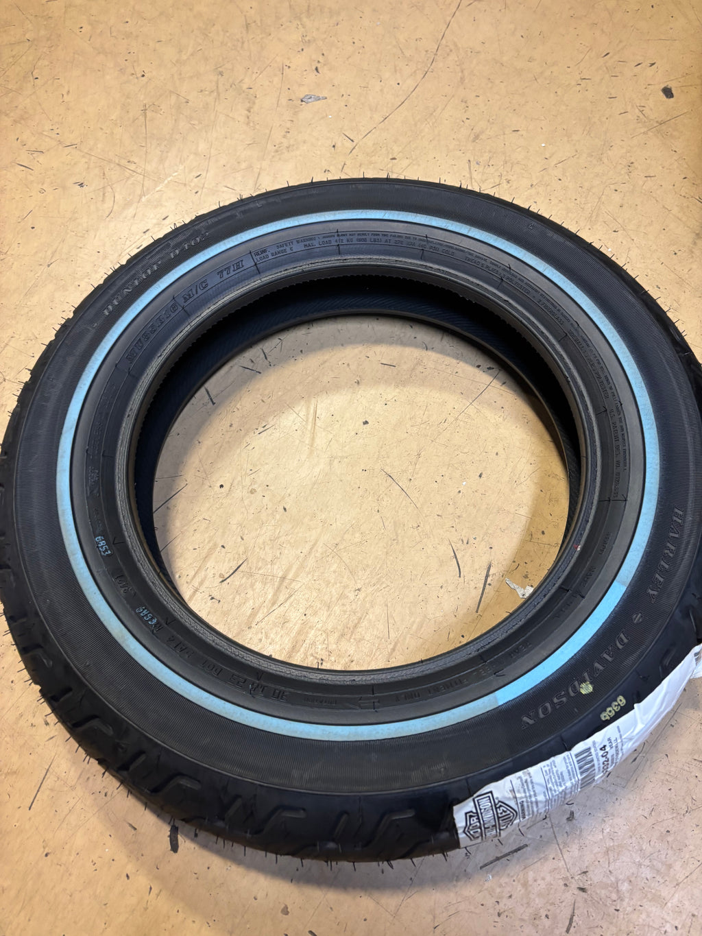 DUNLOP D402 HARLEY DAVIDSON NWW MU 85 16 77H REAR MOTORCYCLE TIRE 45006751