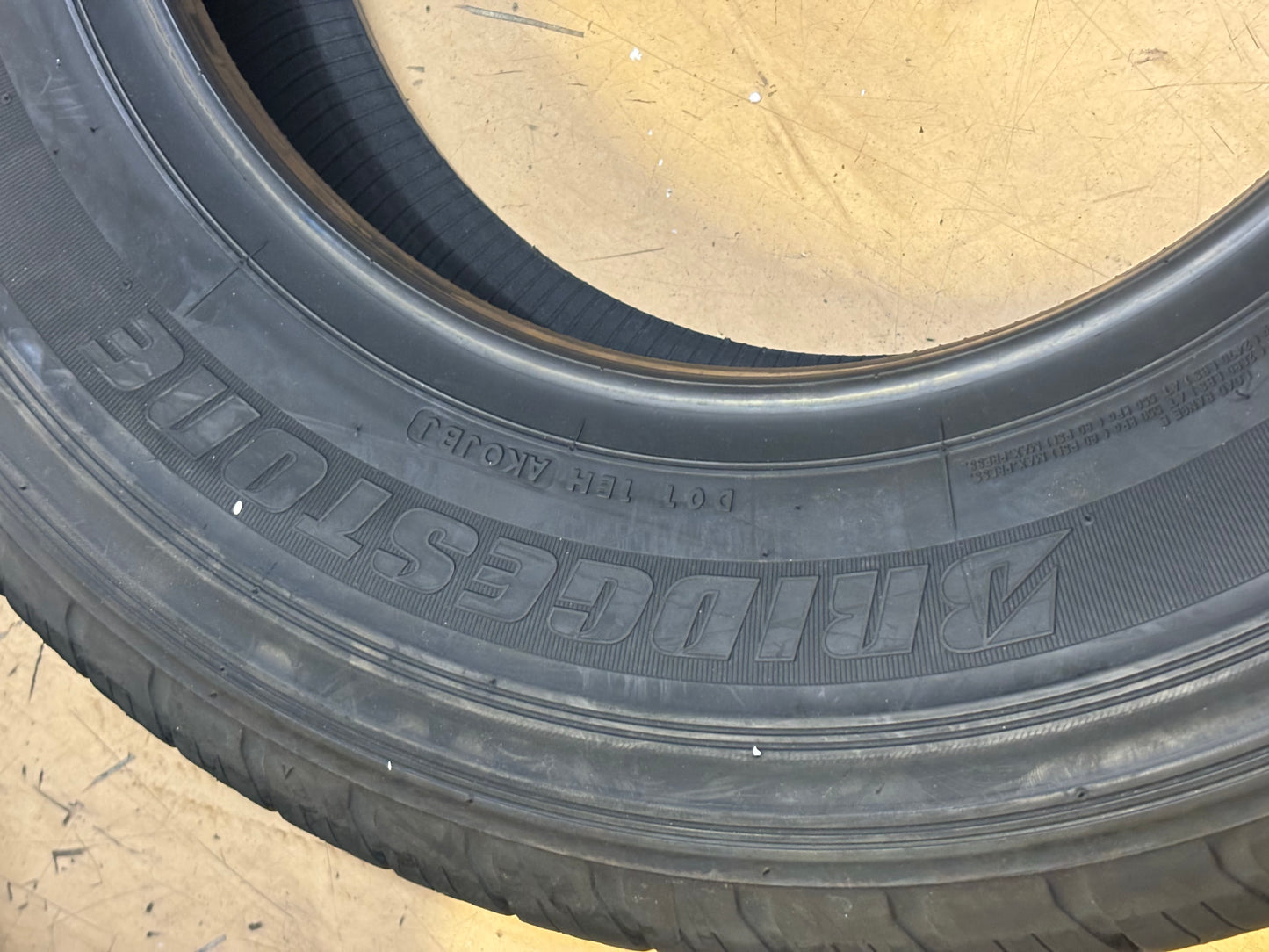 BRIDGESTONE DURAVIS R500 HD LT 225 75 16 115/112R LRE 10PLY HIGHWAY TIRE 192659