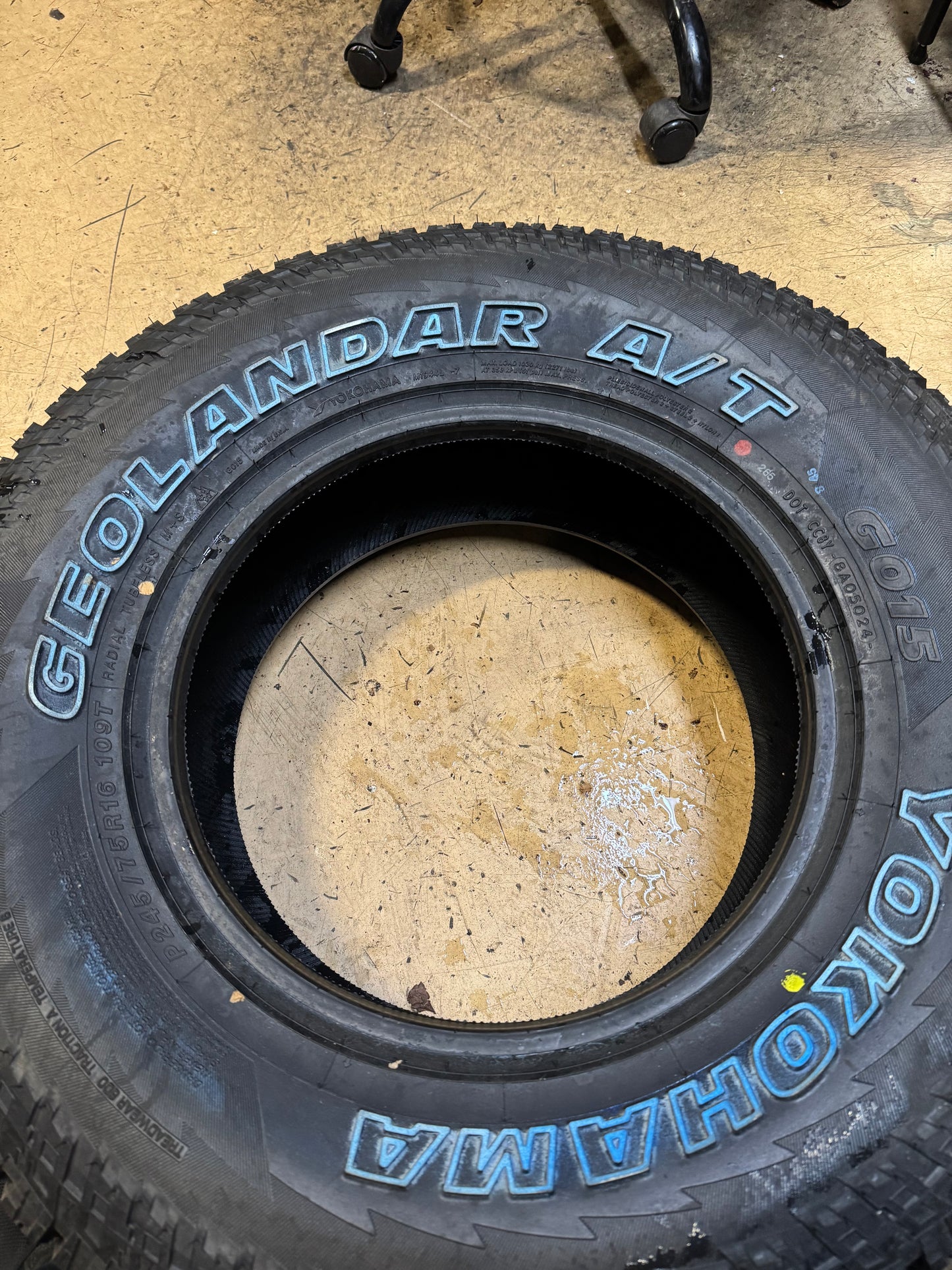 YOKOHAMA GEOLANDAR A/T GO15 OWL P 245 75 16 109T ALL TERRAIN TIRE 110101515