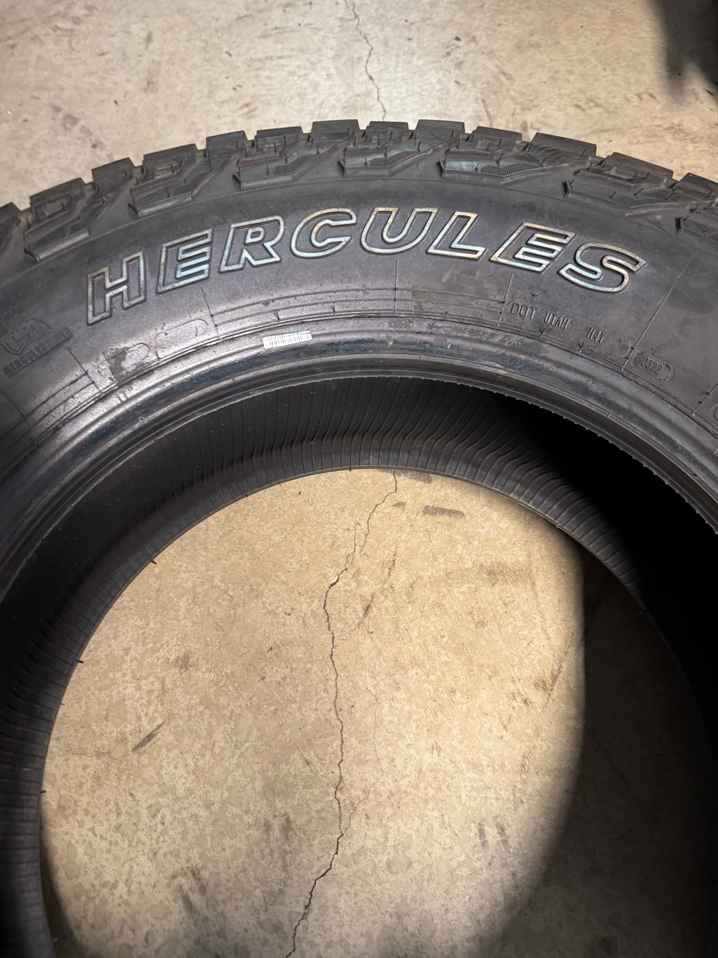 NOS HERCULES TERRA TRAC X-VENTURE OWL LT 265 70 17 121/118S 10PLY TIRE 02722