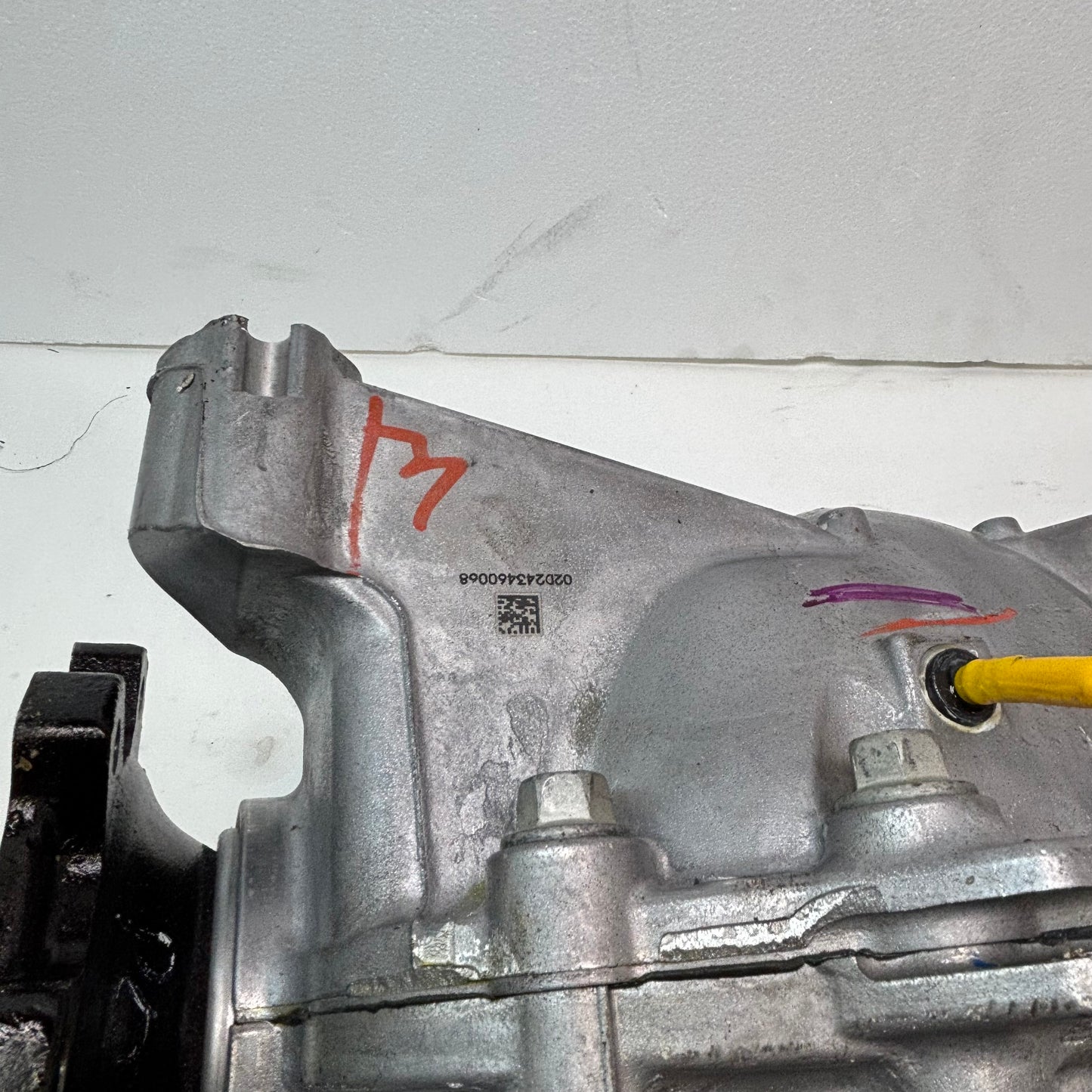 GENUINE GM DIFFERENTIAL E-LSD 2025 CHEVY SUBURBAN/TAHOE GMC YUKON/YUKON XL 85707709