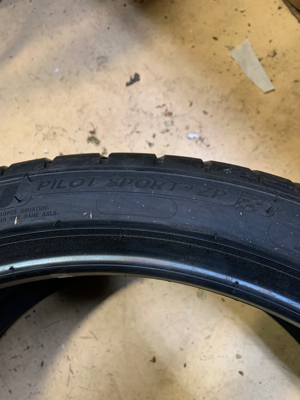 MICHELIN PILOT SPORT 4 ZP BSW P 255 35 19 96Y XL SUMMER TIRE 08482