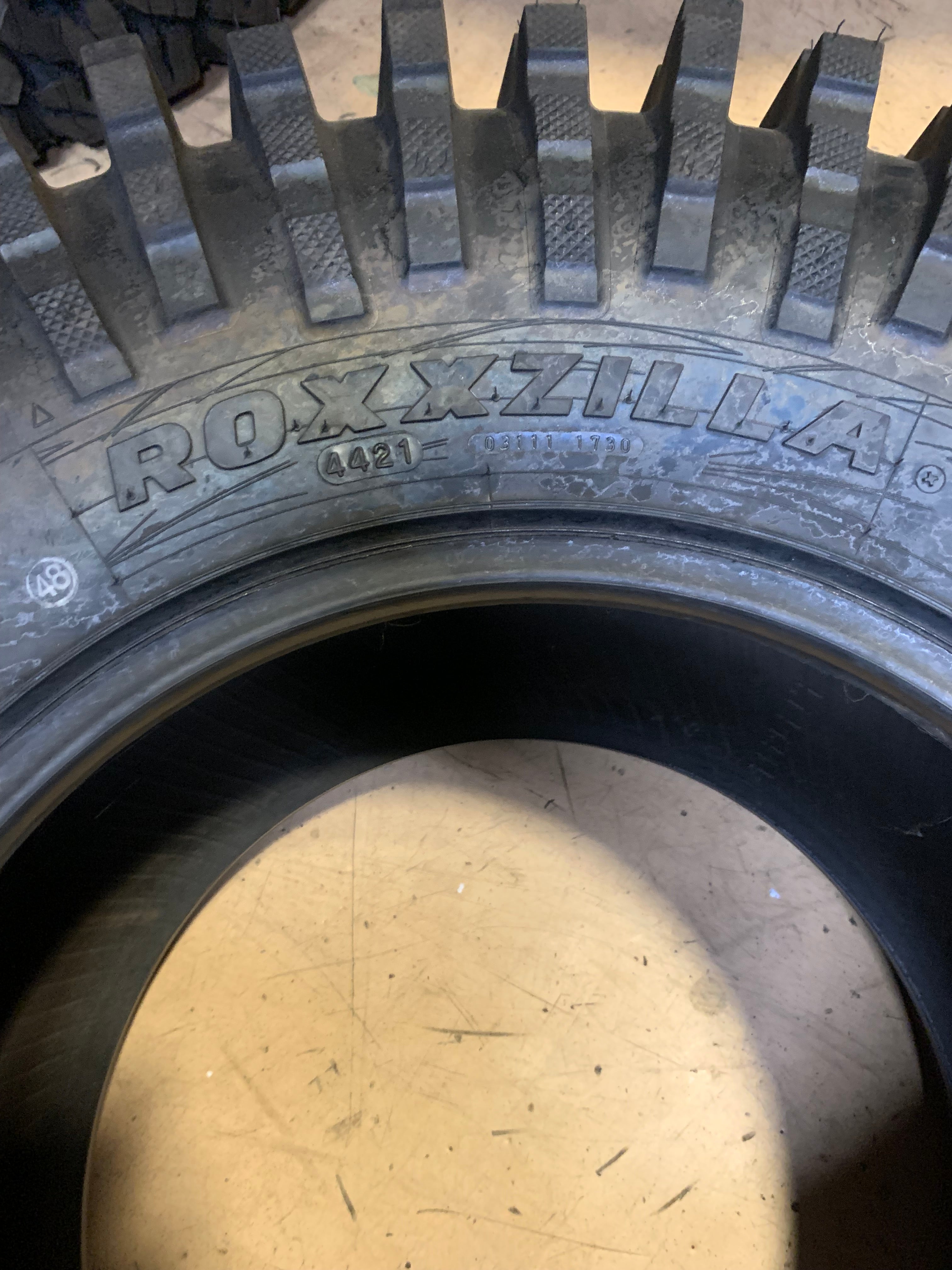 NOS MAXXIS ROXXZILLA ML7 (STICKY) BSW 32 10 14 8PLY ATV/UTV TIRE TM00161900