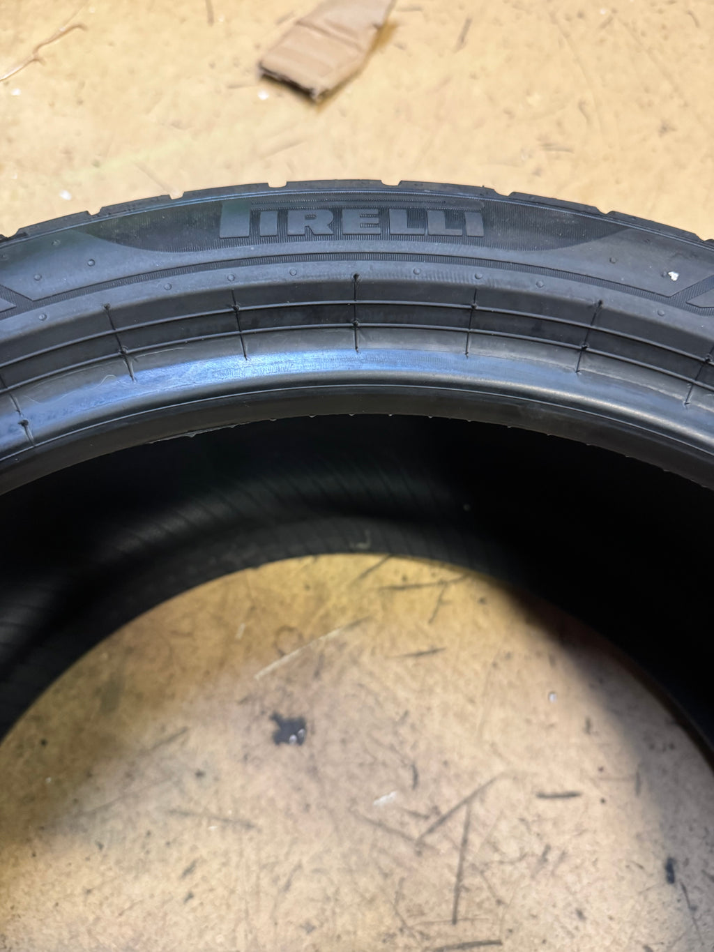 PIRELLI P ZERO AS PLUS 3 BSW P 255 35 18 94Y XL UHP ALL SEASON TIRE 4084700