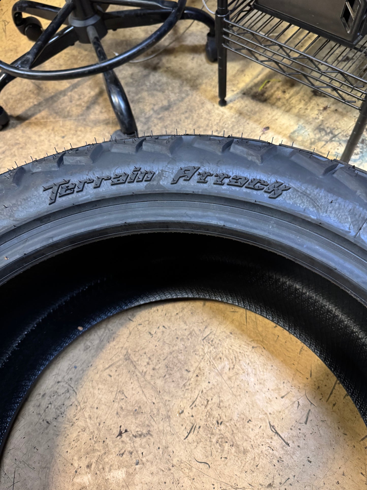 AMP TERRAIN ATTACK A/T A BSW LT 33 12.5 22 109R 10PLY ALL TERRAIN TIRE 33125022AMPCA3