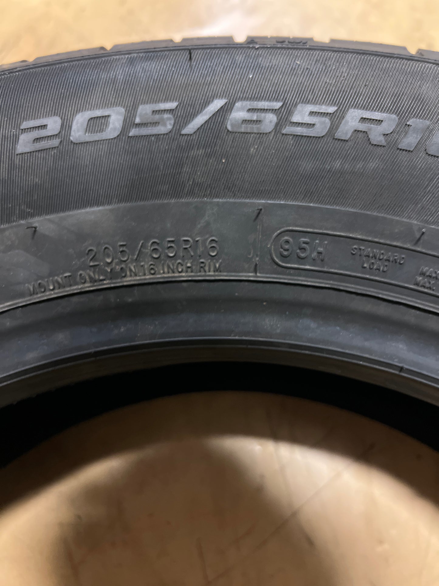 NEW COOPER ADVENTURER TOUR BSW P 205 65 16 95H SL ALL SEASON TIRE  90000033660