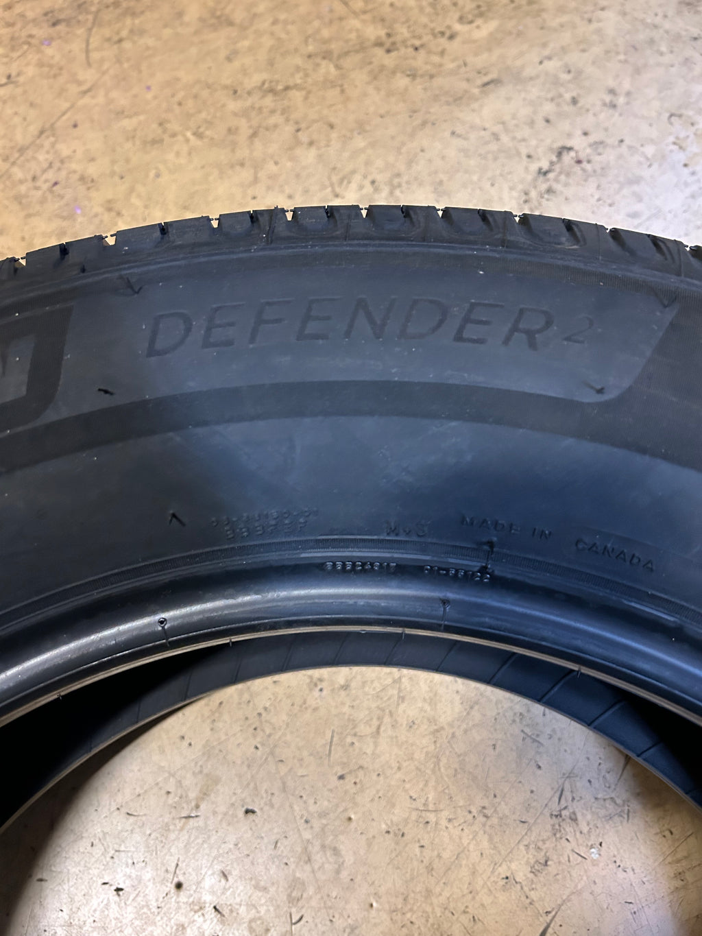 MICHELIN DEFENDER 2 BSW P 255 65 18 111H ALL SEASON TIRE 03893