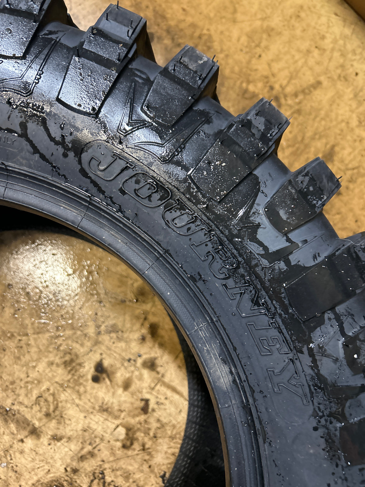 JOURNEY CRAWLER P3057 BSW  28 10 15 58M ATV/UTV TIRE 886821202003