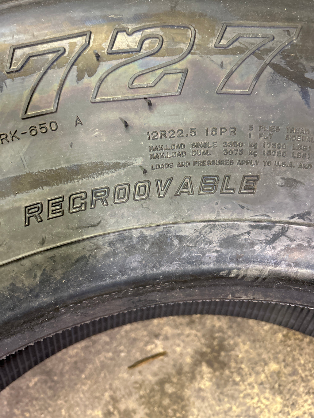SUMITOMO ST727 BSW  12R22.5 152/148M 16PLY ALL POSITION TIRE 5530555