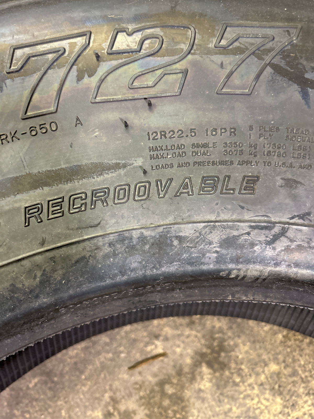 SUMITOMO ST727 BSW  12R22.5 152/148M 16PLY ALL POSITION TIRE 5530555