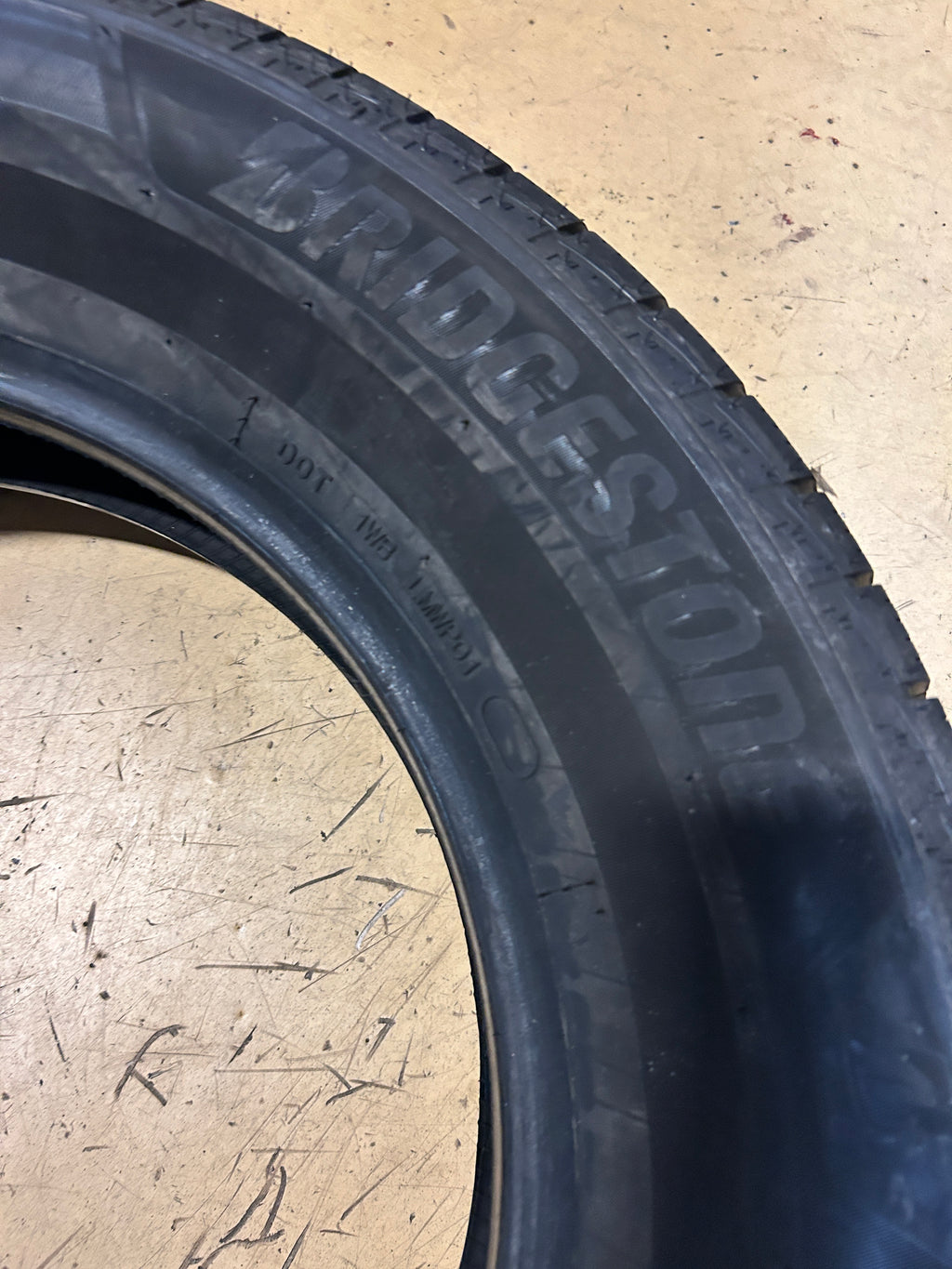 BRIDGESTONE WEATHERPEAK BSW P 235 65 18 106H SL ALL WEATHER TIRE 009667
