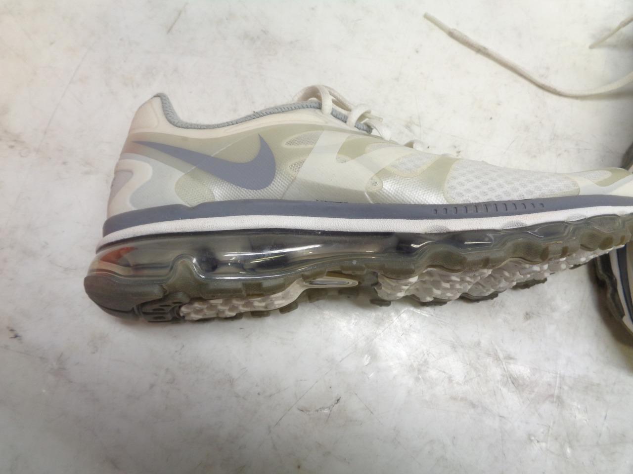 1 PAIR NEW WOMEN'S NIKE AIRMAX+ WHITE SNEAKERS SIZE 9 487679 100 SR