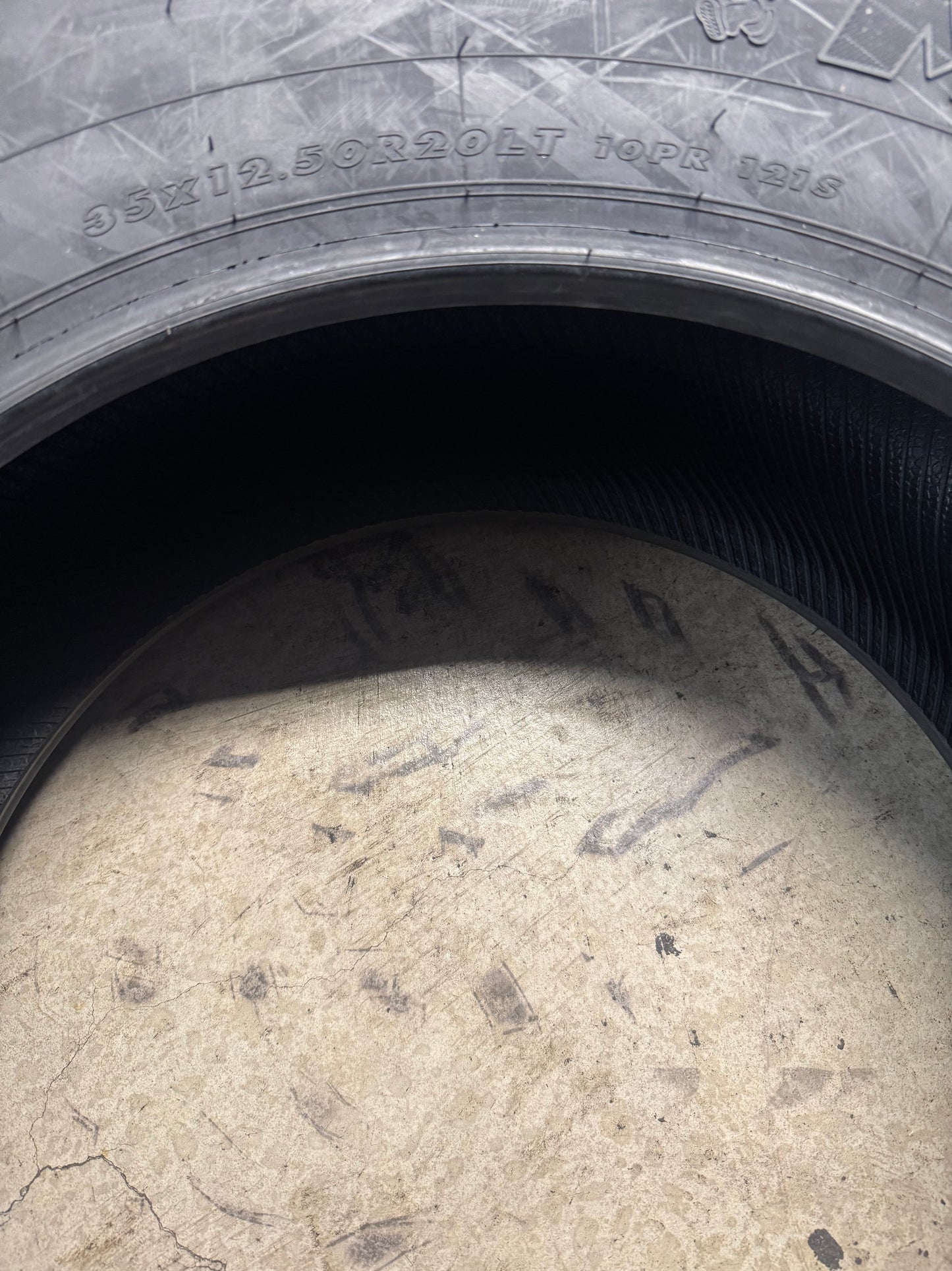 MAXTREK SU-800 BSW LT 35 12.5 20 121S 10PLY ALL TERRAIN TIRE MH6525U