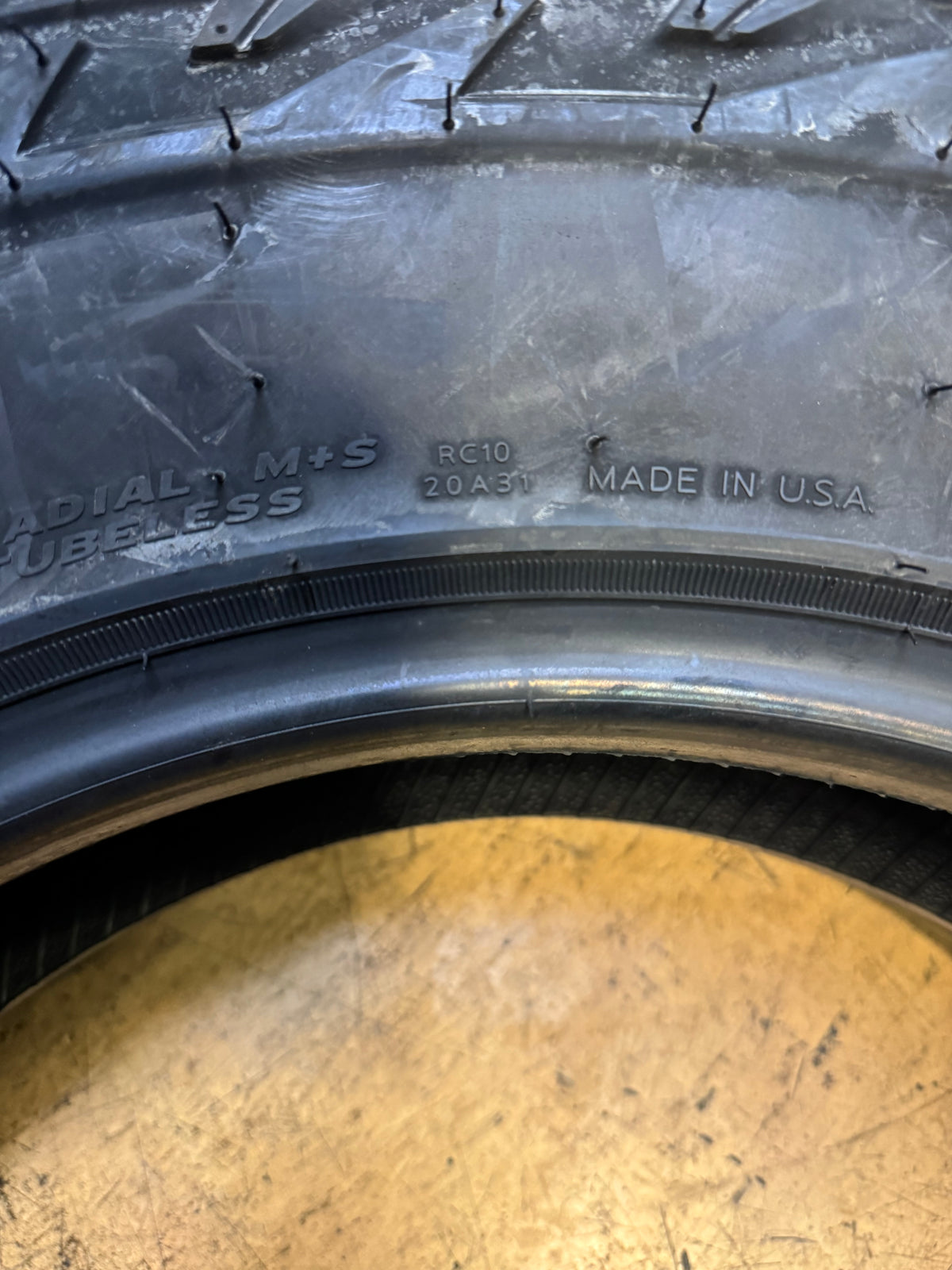 NOS HANKOOK DYNAPRO XT RC10 LT 235 80 17 120/117R 10PLY ALL TERRIAN TIRE 2021367