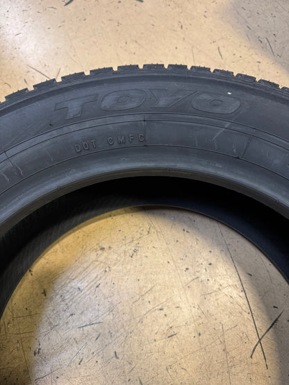 2 NOS TOYO CELSIUS BSW P 225 60 17 99H ALL SEASON TIRE 128450