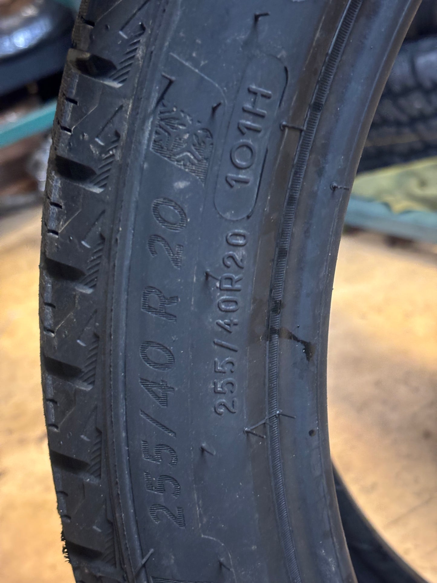 MICHELIN X-ICE SNOW P 255 40 20 101H XL SNOW WINTER TIRE 13921 we