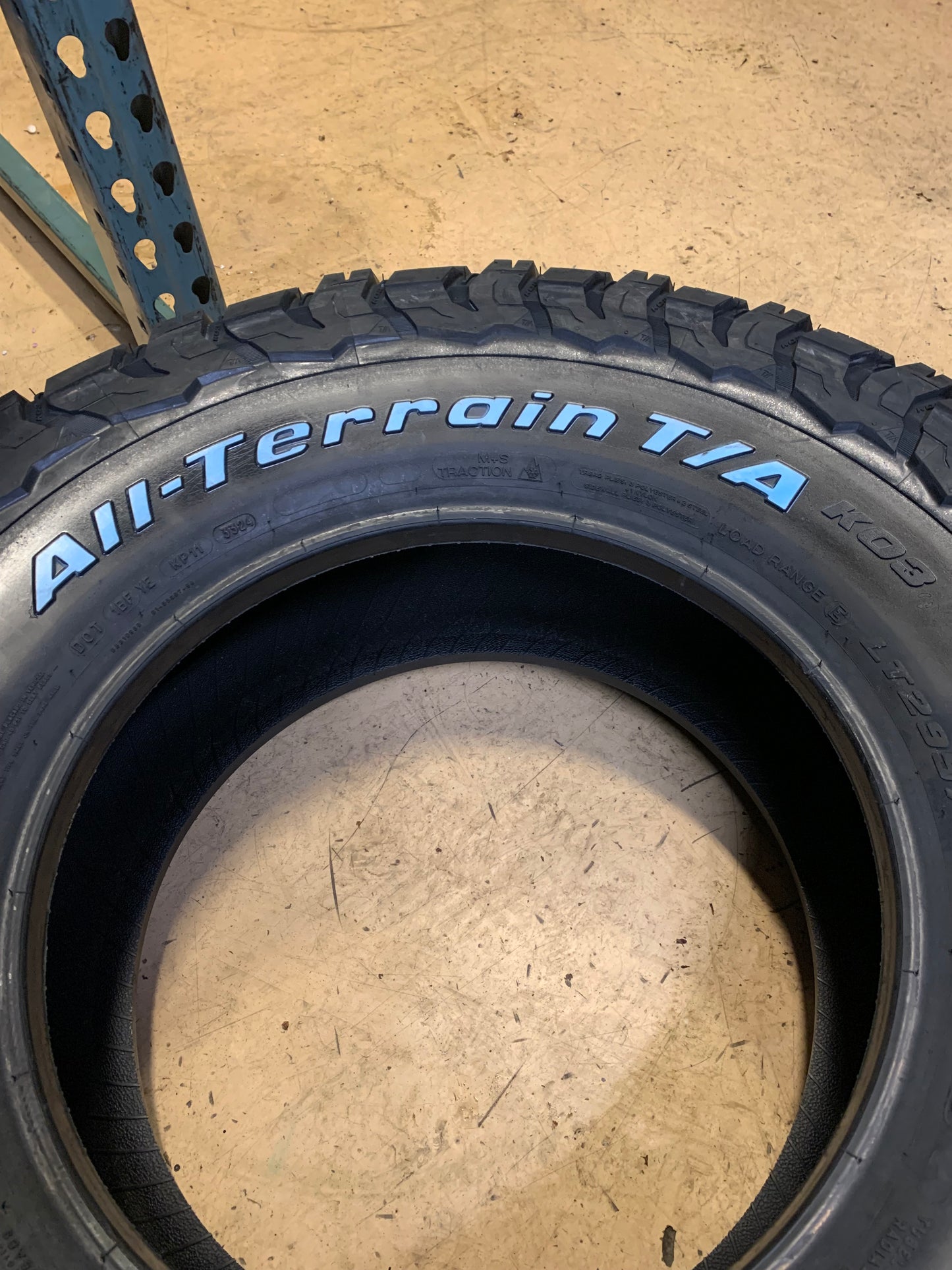 BFGOODRICH TRAIL-TERRAIN T/A KO3 RWL LT 295 70 17 128/125S 10 PLY TIRE 23161