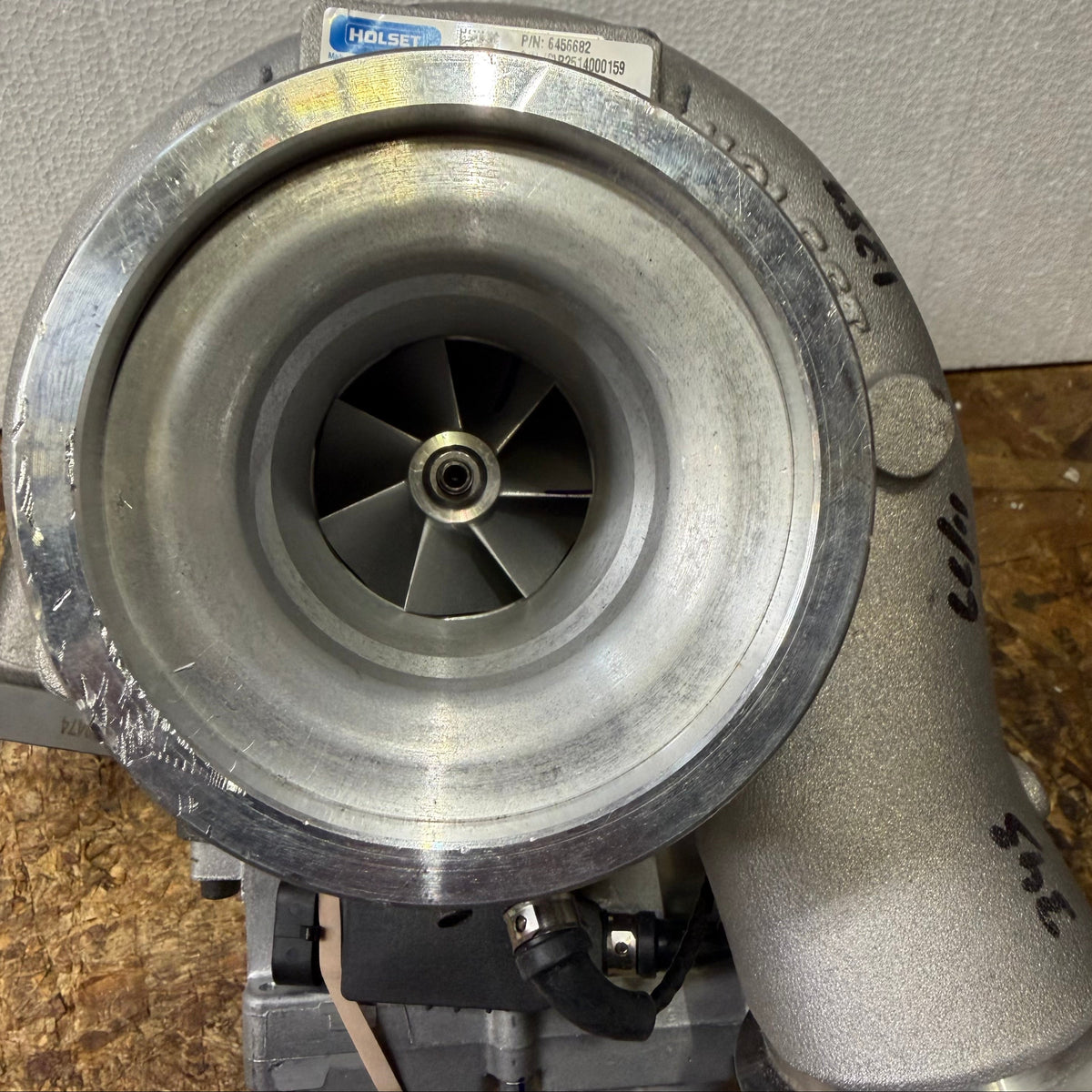 GENUINE HOLSET PACCAR MX-13 TURBOCHARGER 6456682