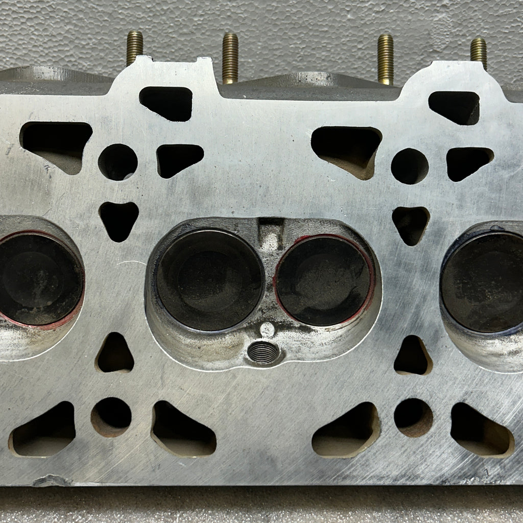 PORSCHE 928 S2 4.7L V8 CYLINDER HEAD MISSING PARTS 9281043483R