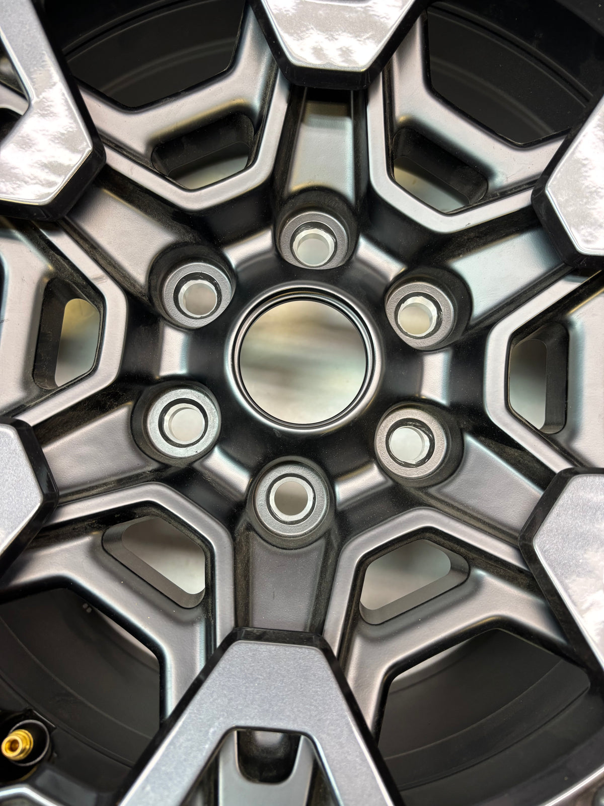 OEM 2025 FORD F150 RAPTOR R BLACK BEADLOCK WHEEL 17X8.5 ET32 RL3V-1007-BA
