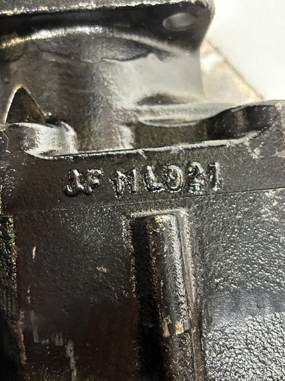 PARKER CAST IRON PUMPS C101/C102 SERIES 3149325234 (DAMAGED)