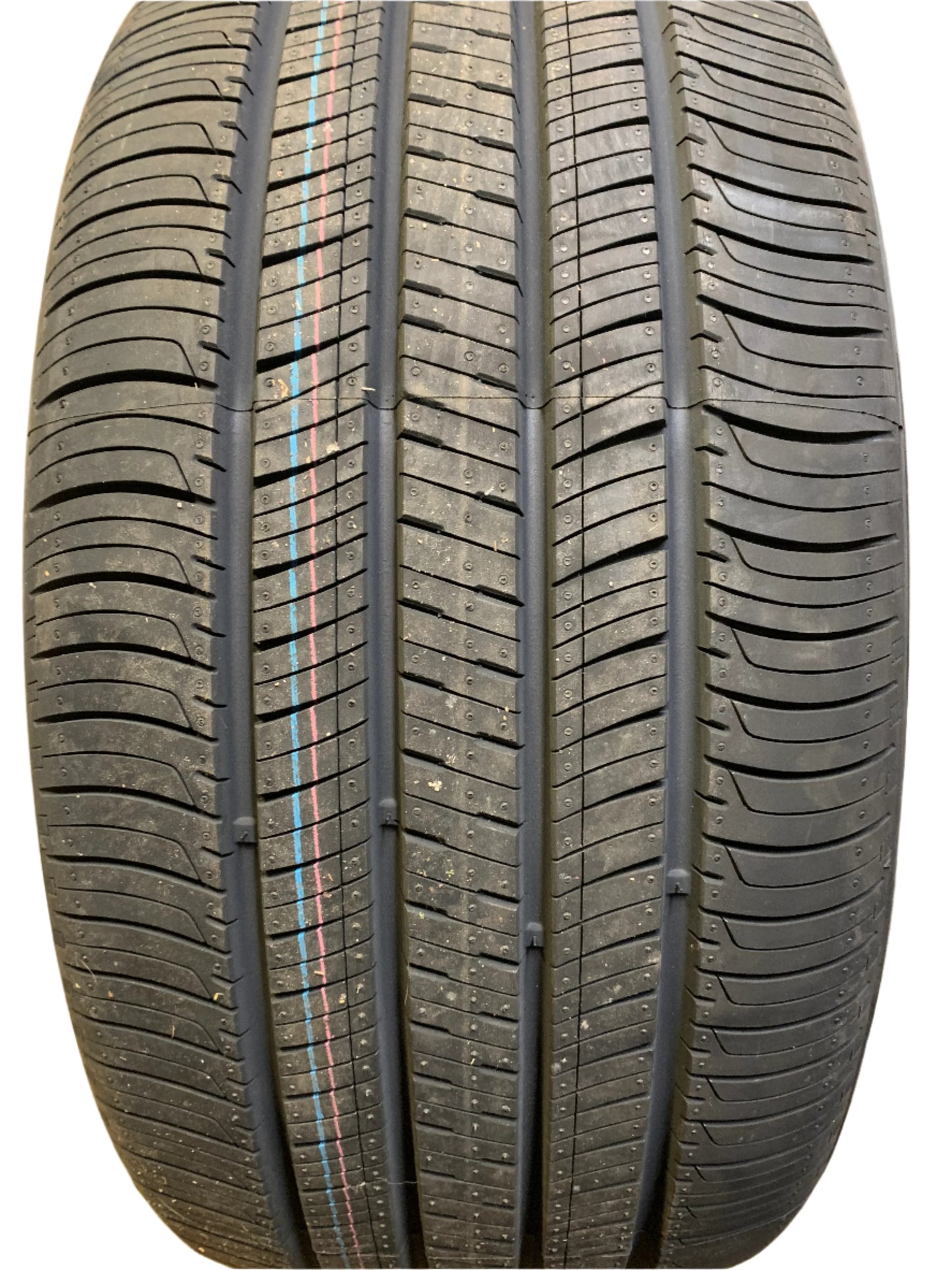 HANKOOK KINERGY GT BSW P 235 40 19 92V ALL SEASON TIRE 1018940