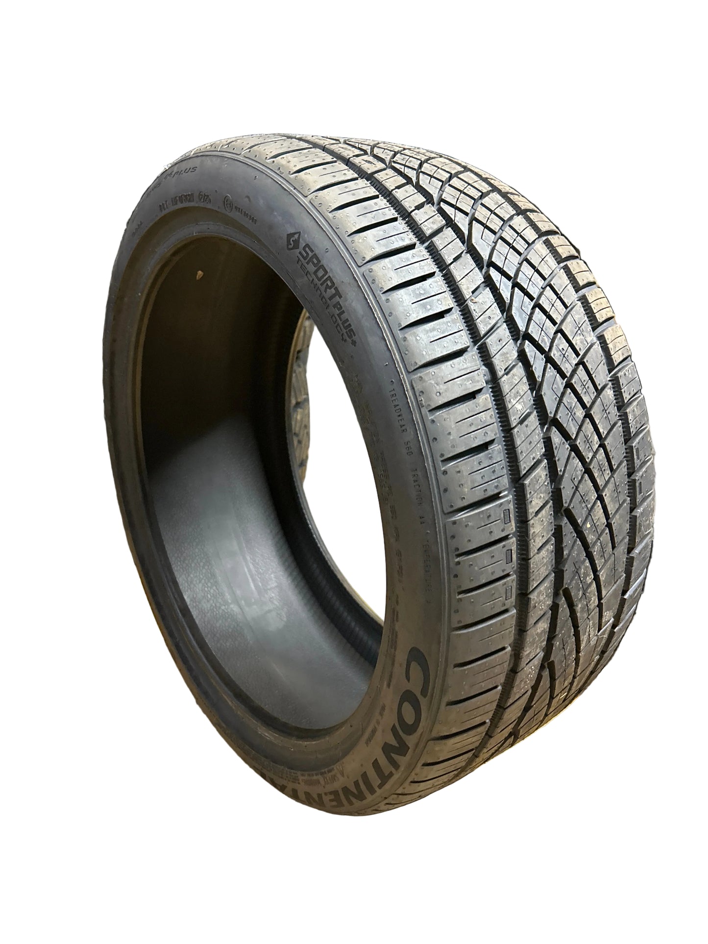 CONTINENTAL EXTREME CONTACT DWS 06 PLUS BSW P 255 35 19 96Y XL UHP TIRE 15573130000