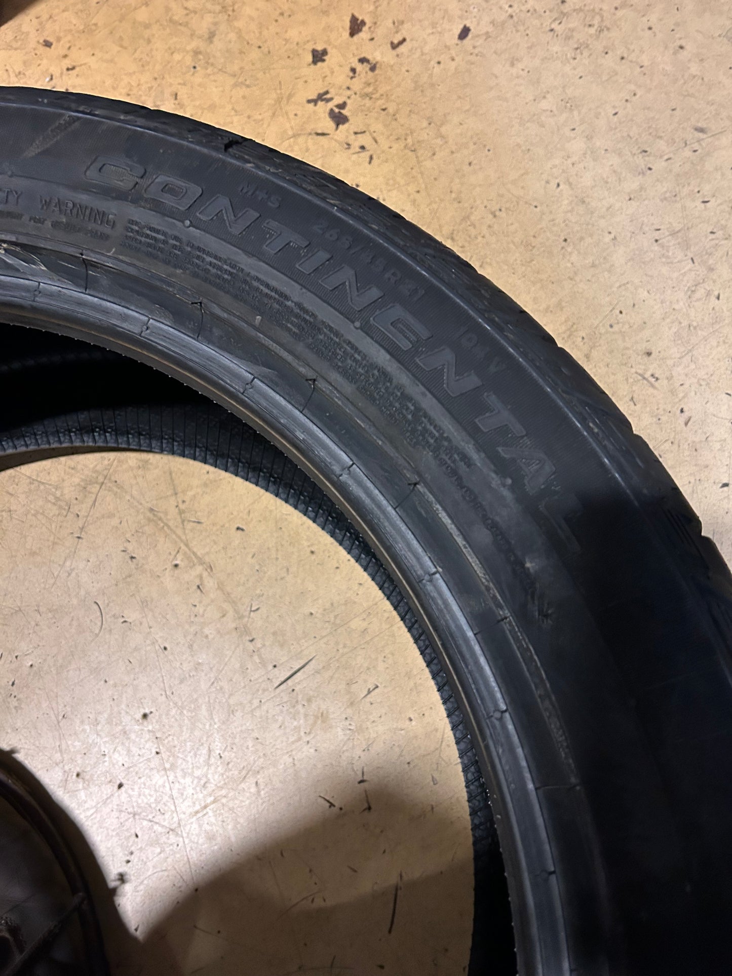 CONTINENTAL CROSSCONTACT LX SPORT P 265 45 21 104V ALL SEASON TIRE 15507910000