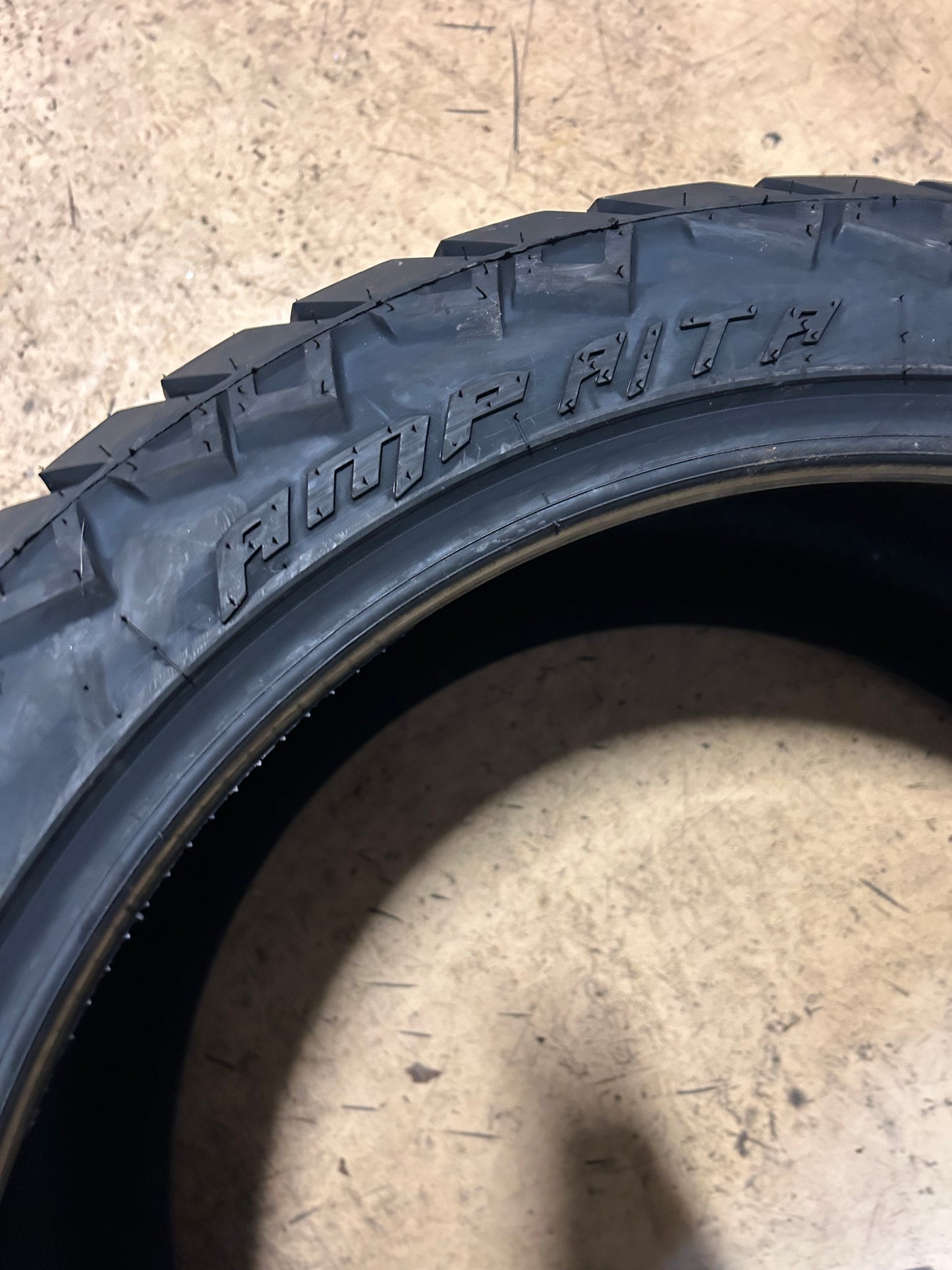 AMP TERRAIN ATTACK A/TA BSW P 305 40 22 114S XL ALL TERRAIN TIRE 3054022AMPCA3